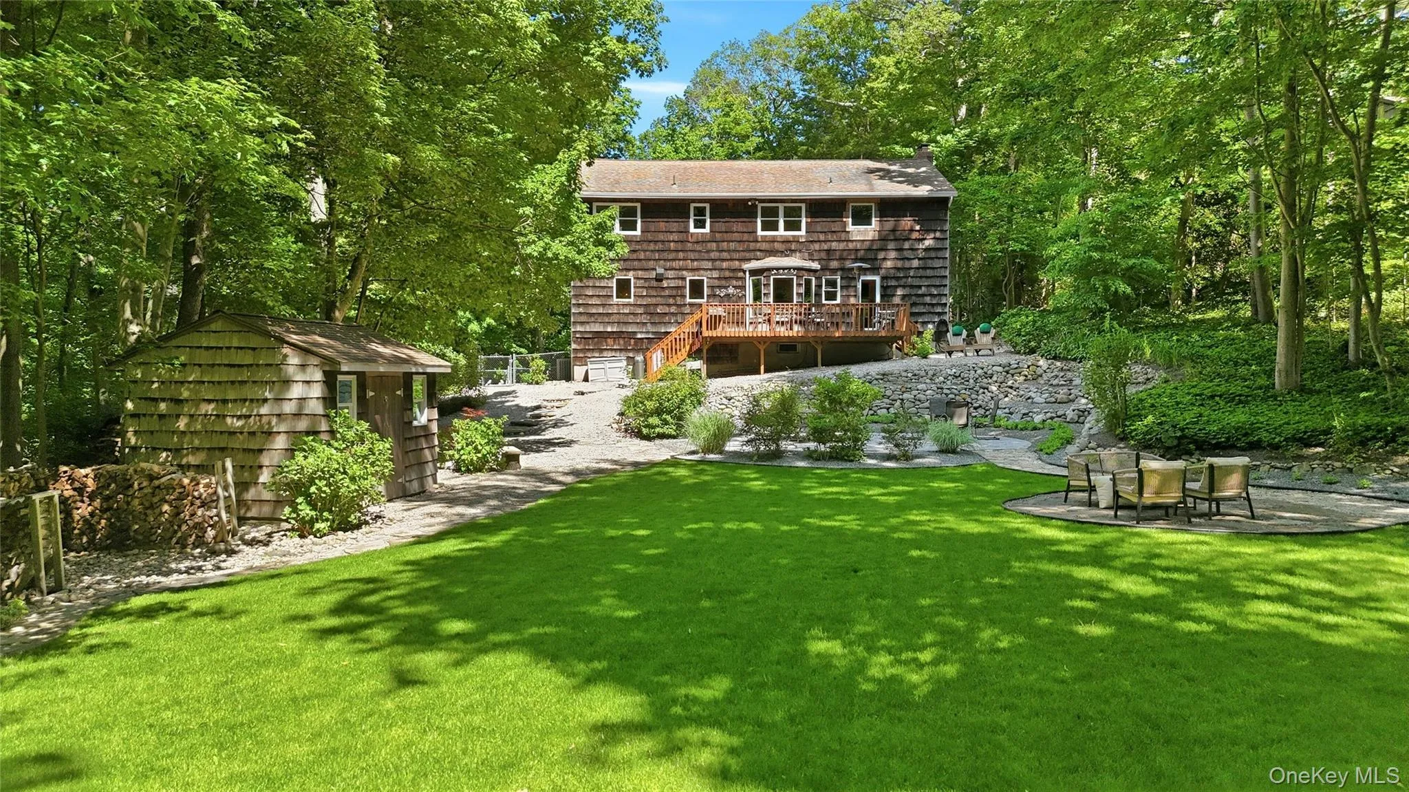 28 Maplewood Drive, Huntington, NY, 4 Bedrooms Bedrooms, 8 Rooms Rooms,2 BathroomsBathrooms,Residential,For Rent,Maplewood,0,1006857 28 Maplewood Drive, Huntington, NY, 4 Bedrooms Bedrooms, 8 Rooms Rooms,2 BathroomsBathrooms,Residential,For Rent,Maplewood,0,1006857