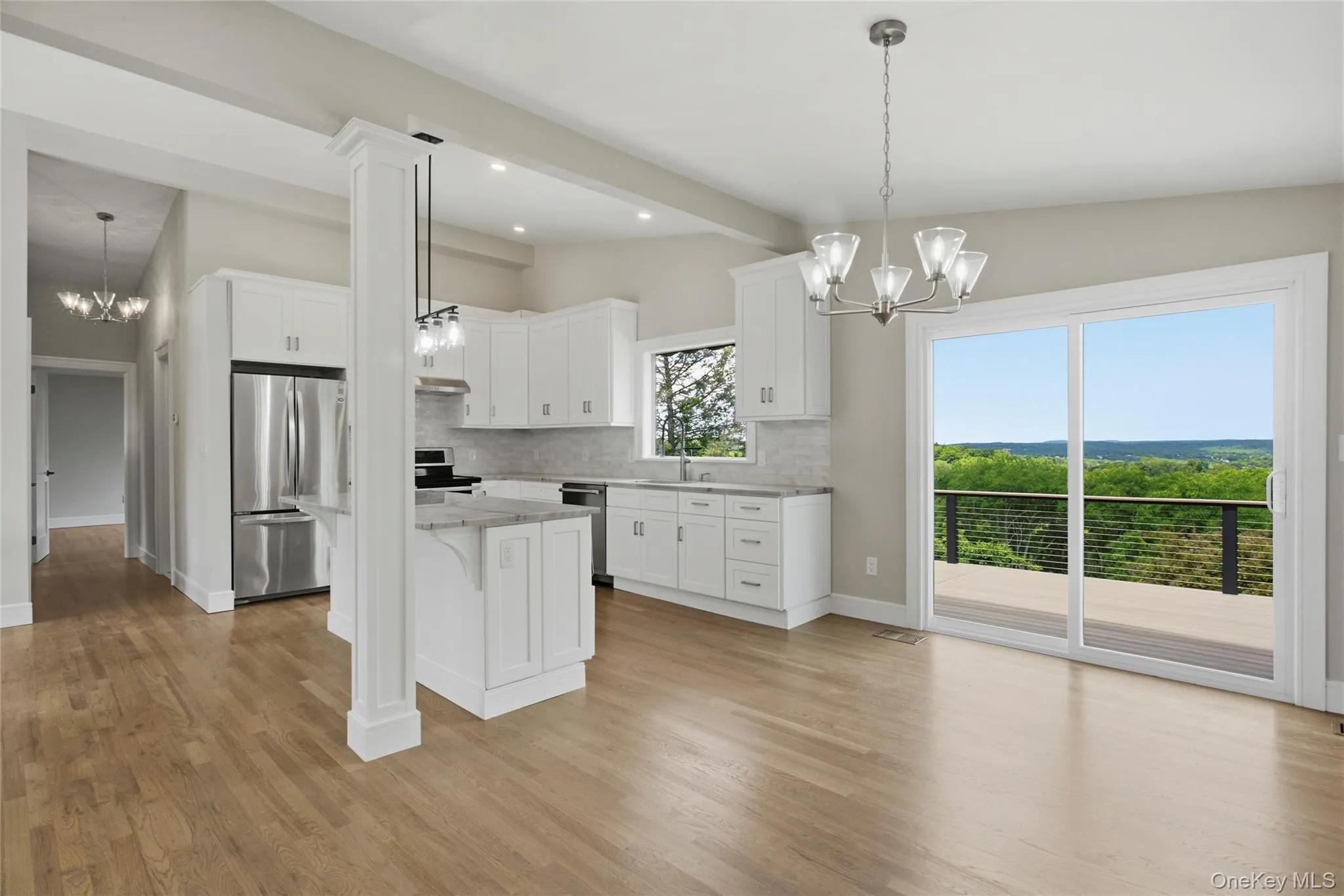 Dining / Kitchen with amazing views Dining / Kitchen with amazing views