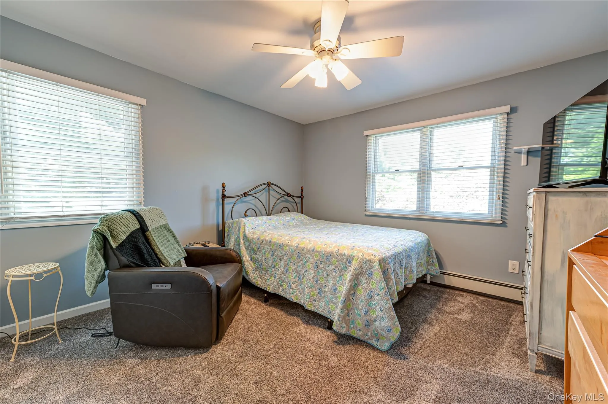 22 Vine Street, Brookhaven, NY, 4 Bedrooms Bedrooms, 10 Rooms Rooms,2 BathroomsBathrooms,Residential,For Rent,Vine,0,1006863 22 Vine Street, Brookhaven, NY, 4 Bedrooms Bedrooms, 10 Rooms Rooms,2 BathroomsBathrooms,Residential,For Rent,Vine,0,1006863