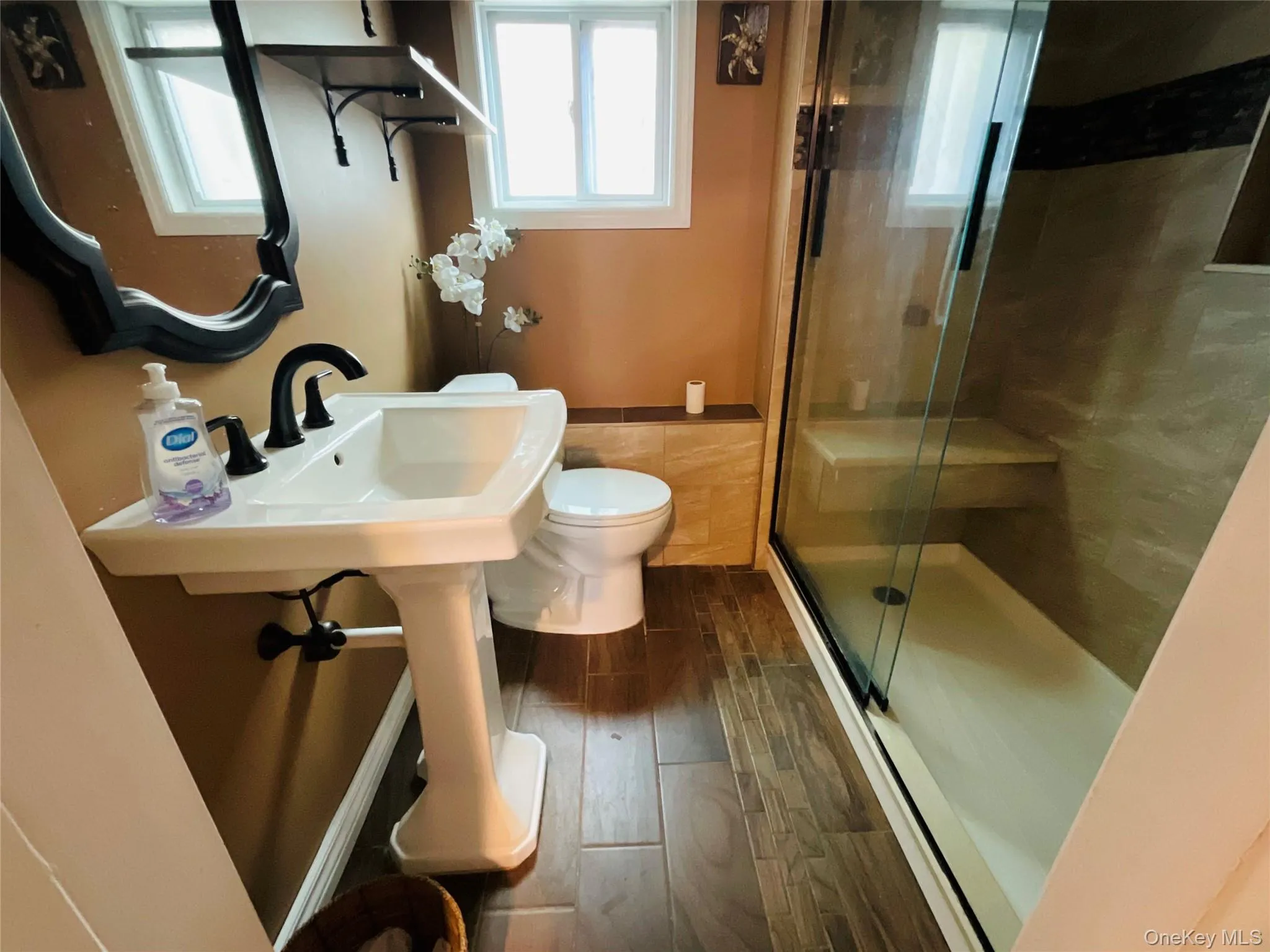 35 Jackson Avenue, Babylon, NY, 3 Bedrooms Bedrooms, 7 Rooms Rooms,2 BathroomsBathrooms,Residential,For Rent,Jackson,0,1006864 35 Jackson Avenue, Babylon, NY, 3 Bedrooms Bedrooms, 7 Rooms Rooms,2 BathroomsBathrooms,Residential,For Rent,Jackson,0,1006864