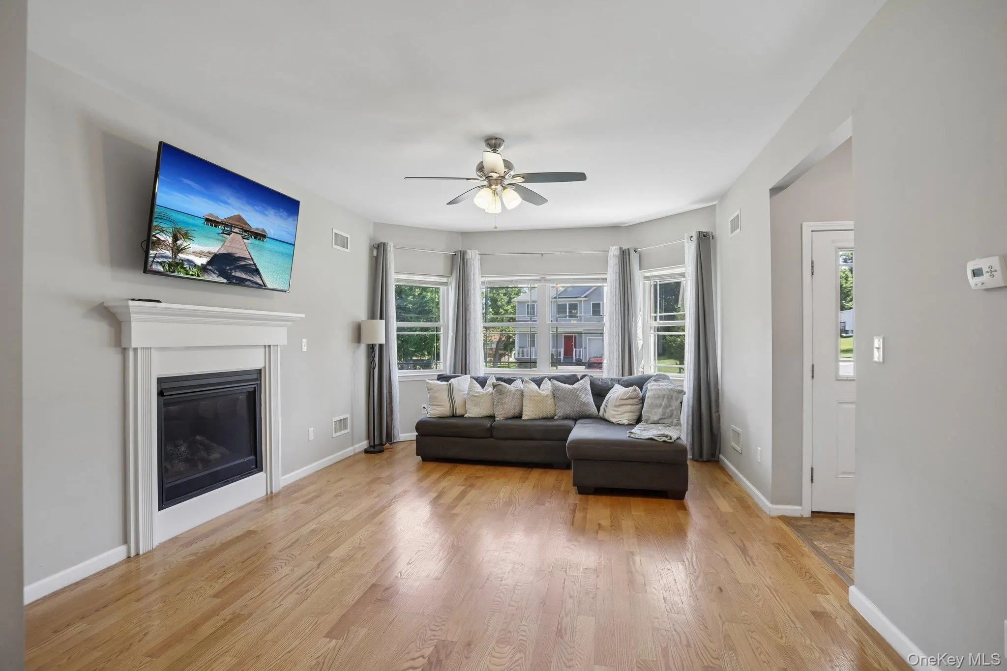 16 Houston Ext Avenue, Middletown, NY, 4 Bedrooms Bedrooms, 9 Rooms Rooms,2 BathroomsBathrooms,Residential,For Rent,Houston Ext,0,1006867 16 Houston Ext Avenue, Middletown, NY, 4 Bedrooms Bedrooms, 9 Rooms Rooms,2 BathroomsBathrooms,Residential,For Rent,Houston Ext,0,1006867