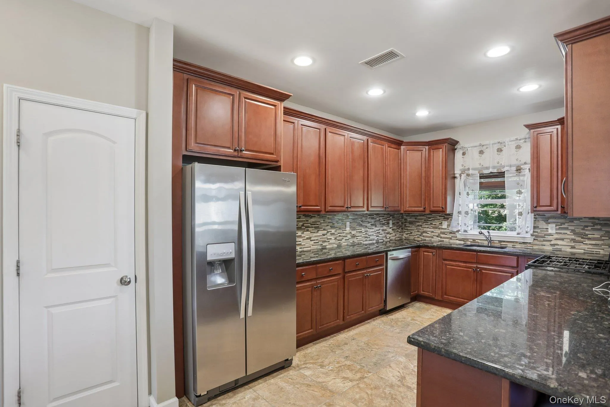 16 Houston Ext Avenue, Middletown, NY, 4 Bedrooms Bedrooms, 9 Rooms Rooms,2 BathroomsBathrooms,Residential,For Rent,Houston Ext,0,1006867 16 Houston Ext Avenue, Middletown, NY, 4 Bedrooms Bedrooms, 9 Rooms Rooms,2 BathroomsBathrooms,Residential,For Rent,Houston Ext,0,1006867