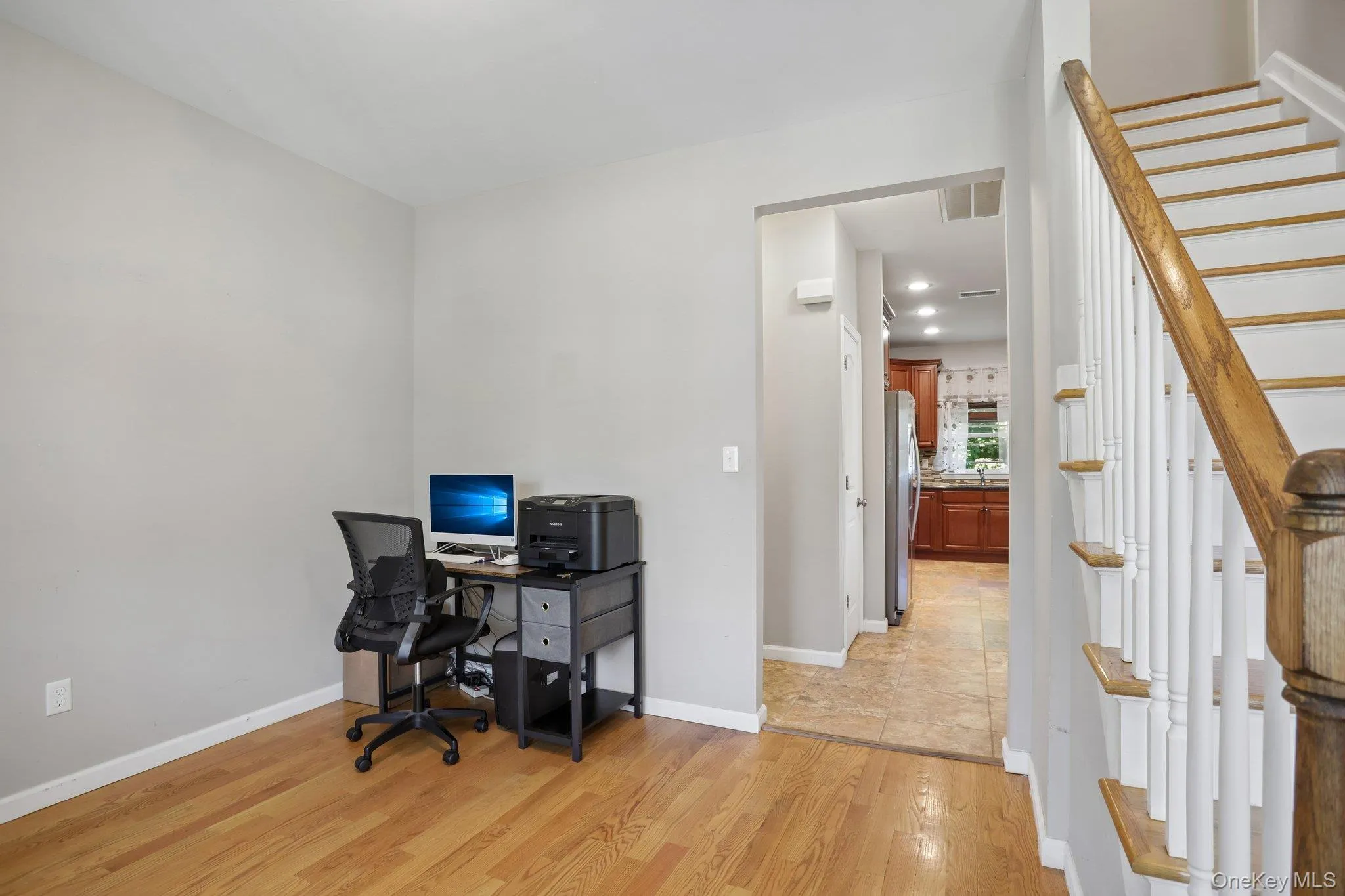 16 Houston Ext Avenue, Middletown, NY, 4 Bedrooms Bedrooms, 9 Rooms Rooms,2 BathroomsBathrooms,Residential,For Rent,Houston Ext,0,1006867 16 Houston Ext Avenue, Middletown, NY, 4 Bedrooms Bedrooms, 9 Rooms Rooms,2 BathroomsBathrooms,Residential,For Rent,Houston Ext,0,1006867