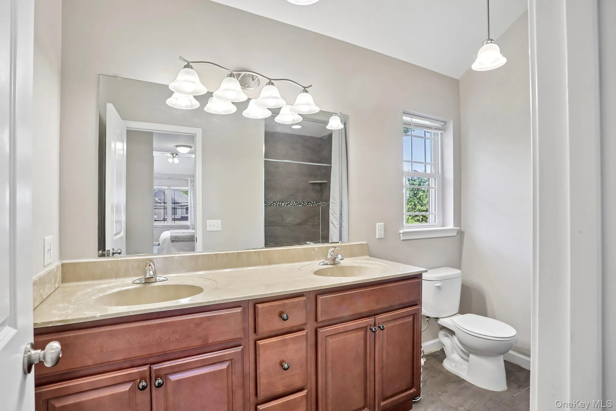 16 Houston Ext Avenue, Middletown, NY, 4 Bedrooms Bedrooms, 9 Rooms Rooms,2 BathroomsBathrooms,Residential,For Rent,Houston Ext,0,1006867 16 Houston Ext Avenue, Middletown, NY, 4 Bedrooms Bedrooms, 9 Rooms Rooms,2 BathroomsBathrooms,Residential,For Rent,Houston Ext,0,1006867