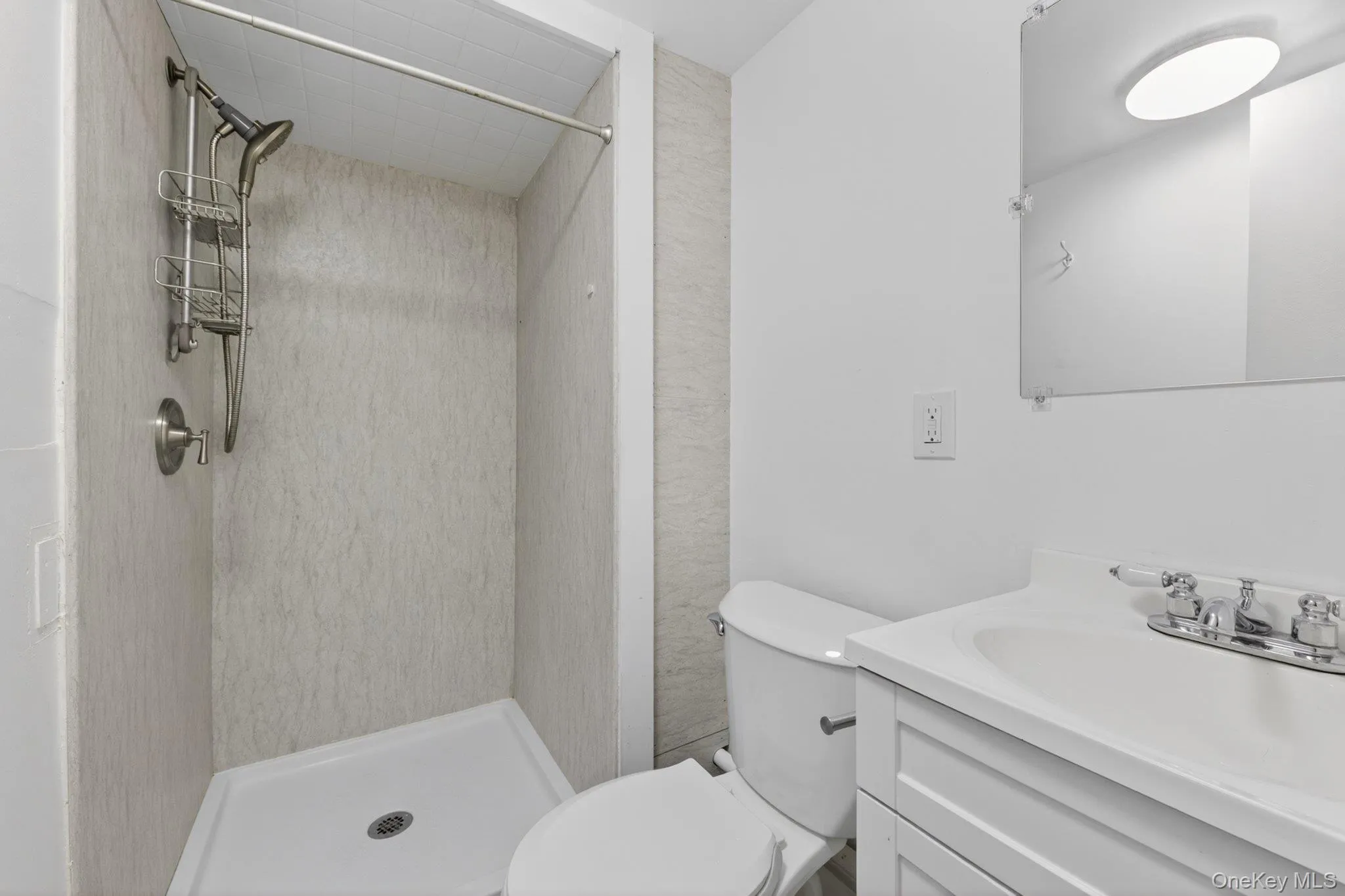 Lower Level Full BAth Lower Level Full BAth