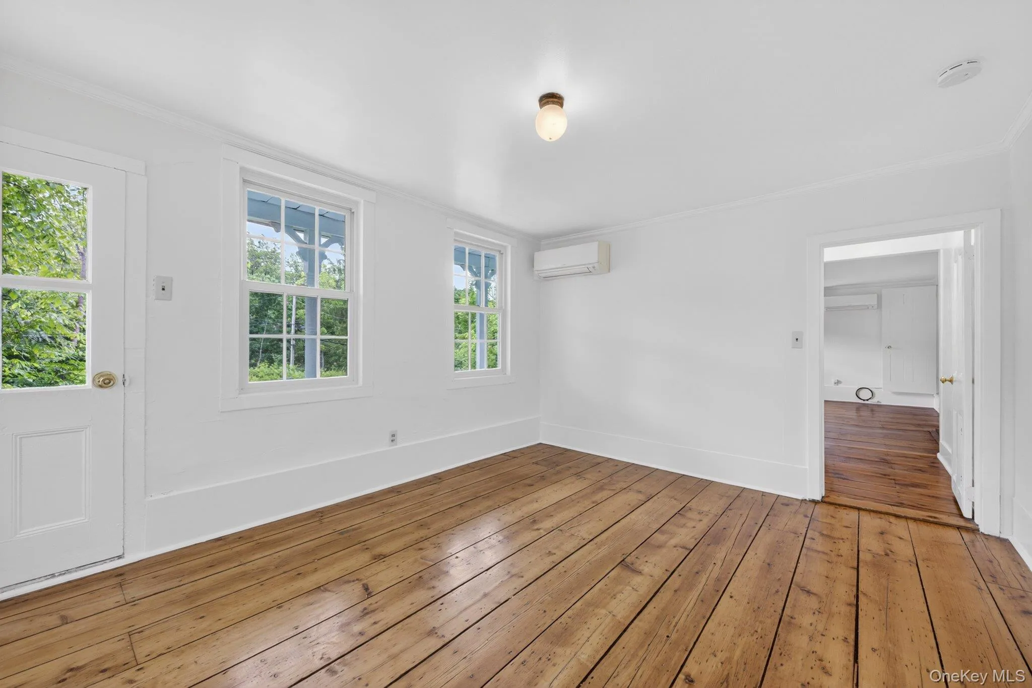 Third Bedroom 2nd Floor Third Bedroom 2nd Floor