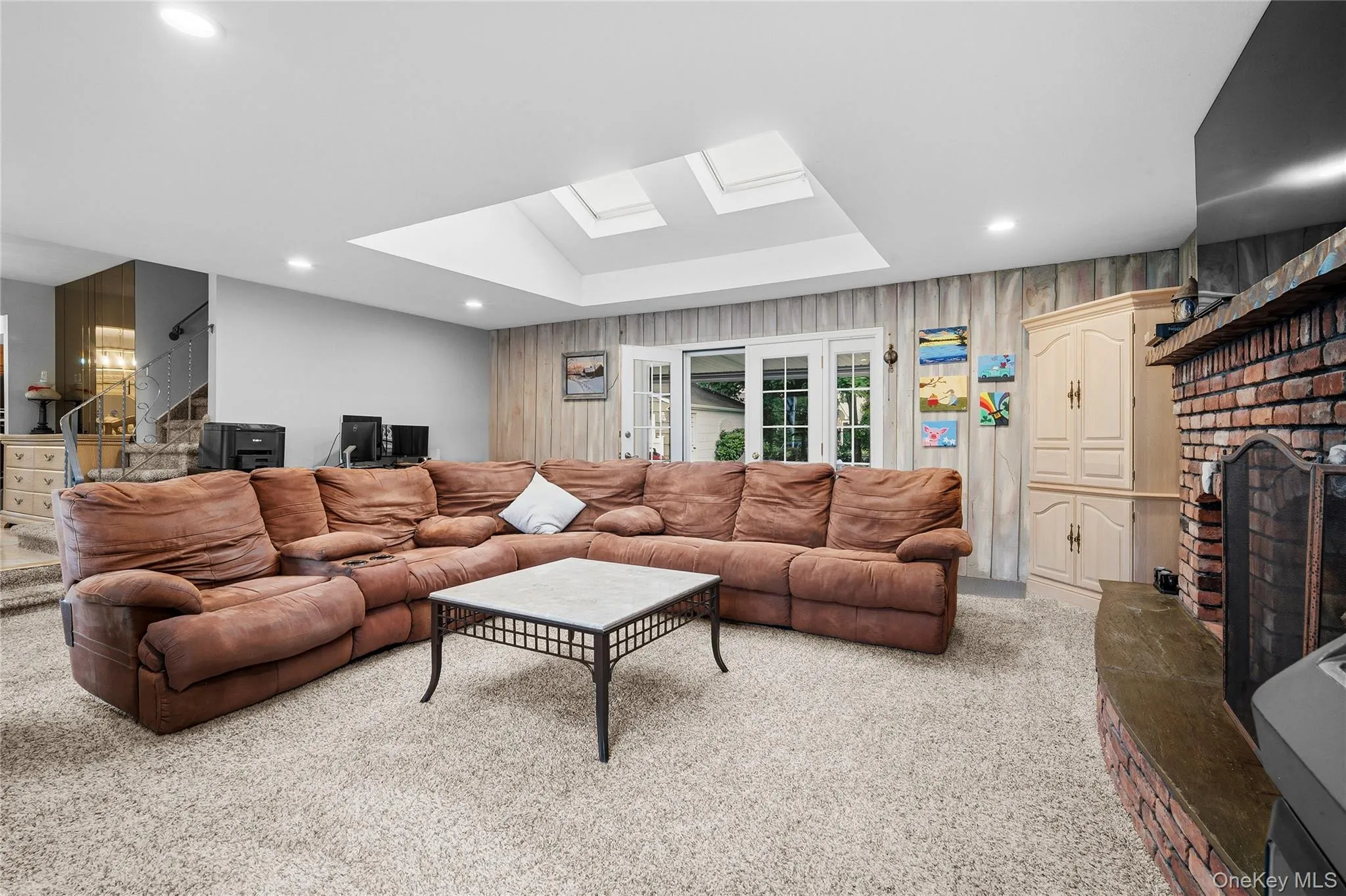 70 Birch Street, Brookhaven, NY, 3 Bedrooms Bedrooms, 8 Rooms Rooms,2 BathroomsBathrooms,Residential,For Rent,Birch,0,1006869 70 Birch Street, Brookhaven, NY, 3 Bedrooms Bedrooms, 8 Rooms Rooms,2 BathroomsBathrooms,Residential,For Rent,Birch,0,1006869