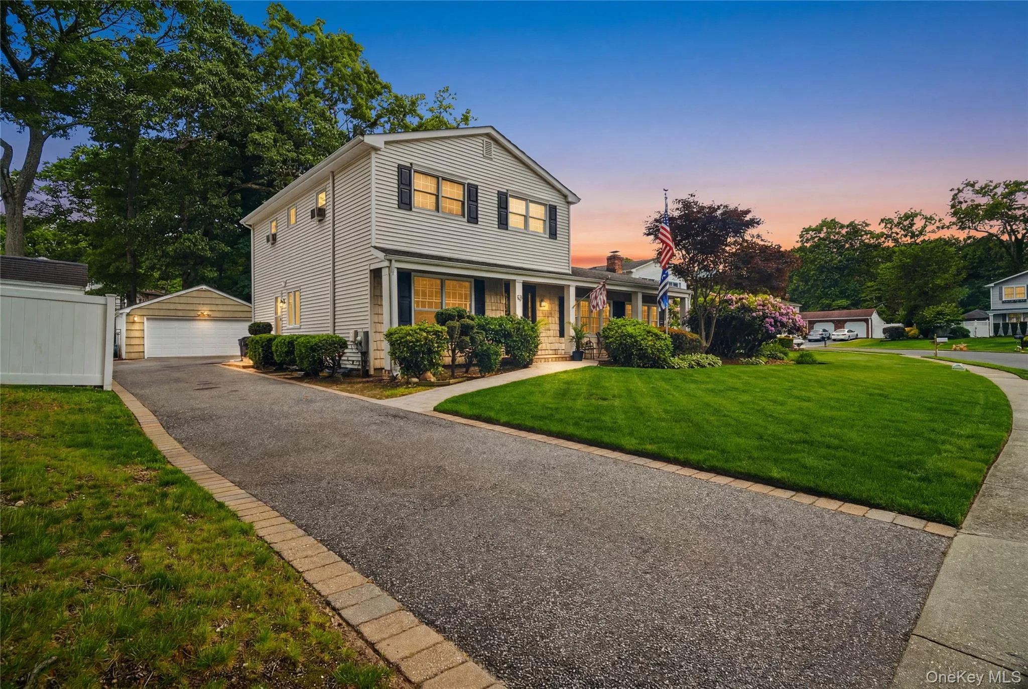 70 Birch Street, Brookhaven, NY, 3 Bedrooms Bedrooms, 8 Rooms Rooms,2 BathroomsBathrooms,Residential,For Rent,Birch,0,1006869 70 Birch Street, Brookhaven, NY, 3 Bedrooms Bedrooms, 8 Rooms Rooms,2 BathroomsBathrooms,Residential,For Rent,Birch,0,1006869