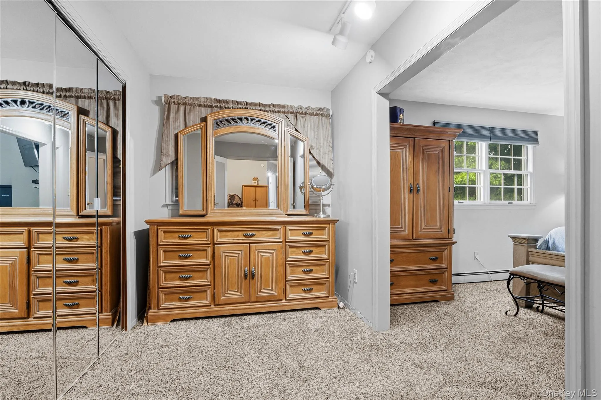 70 Birch Street, Brookhaven, NY, 3 Bedrooms Bedrooms, 8 Rooms Rooms,2 BathroomsBathrooms,Residential,For Rent,Birch,0,1006869 70 Birch Street, Brookhaven, NY, 3 Bedrooms Bedrooms, 8 Rooms Rooms,2 BathroomsBathrooms,Residential,For Rent,Birch,0,1006869
