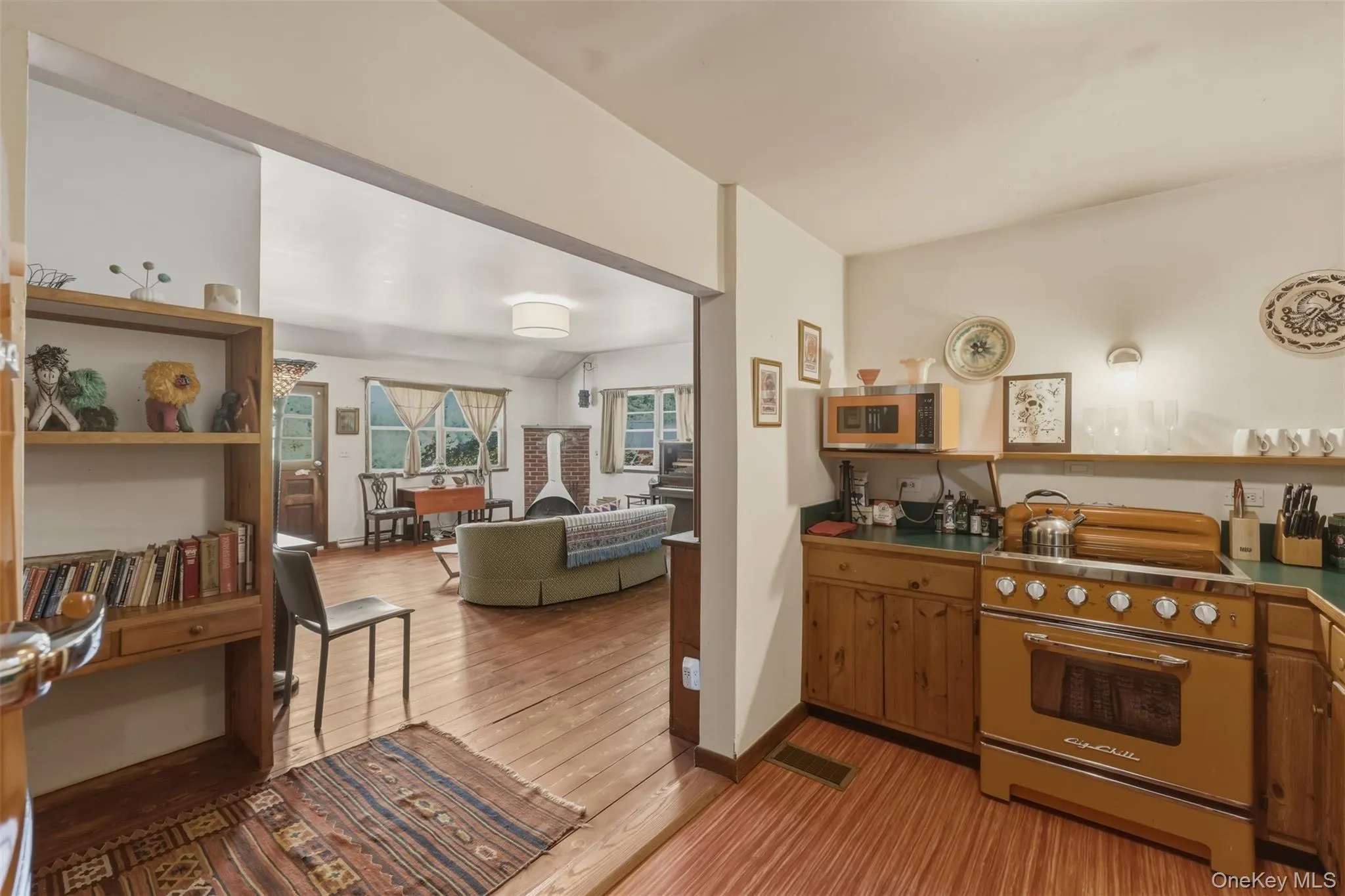 5 - 7 Downer Lane, Woodstock, NY, 5 Bedrooms Bedrooms, 10 Rooms Rooms,5 BathroomsBathrooms,Residential,For Rent,Downer,0,1006871 5 - 7 Downer Lane, Woodstock, NY, 5 Bedrooms Bedrooms, 10 Rooms Rooms,5 BathroomsBathrooms,Residential,For Rent,Downer,0,1006871