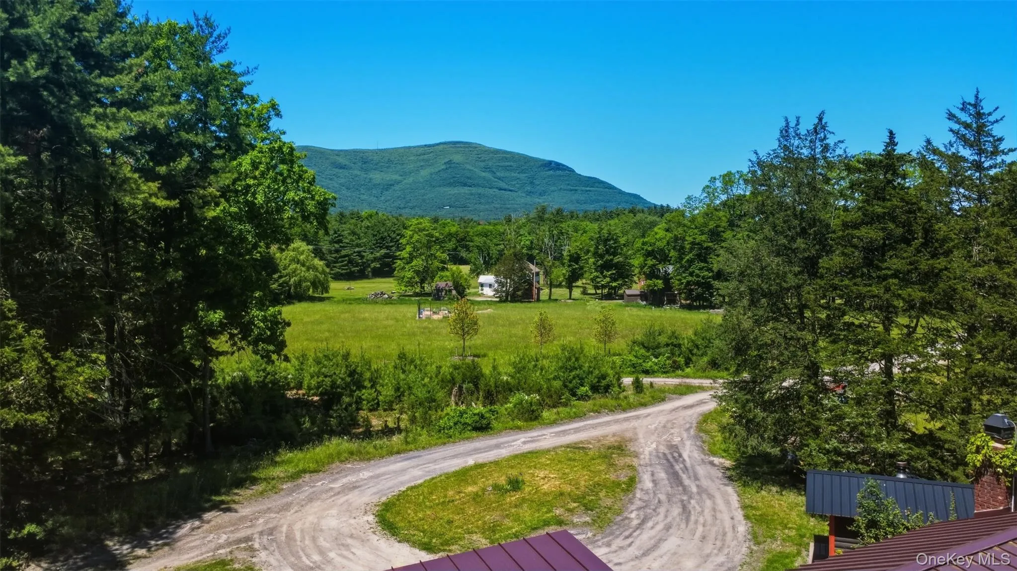 5 - 7 Downer Lane, Woodstock, NY, 5 Bedrooms Bedrooms, 10 Rooms Rooms,5 BathroomsBathrooms,Residential,For Rent,Downer,0,1006871 5 - 7 Downer Lane, Woodstock, NY, 5 Bedrooms Bedrooms, 10 Rooms Rooms,5 BathroomsBathrooms,Residential,For Rent,Downer,0,1006871
