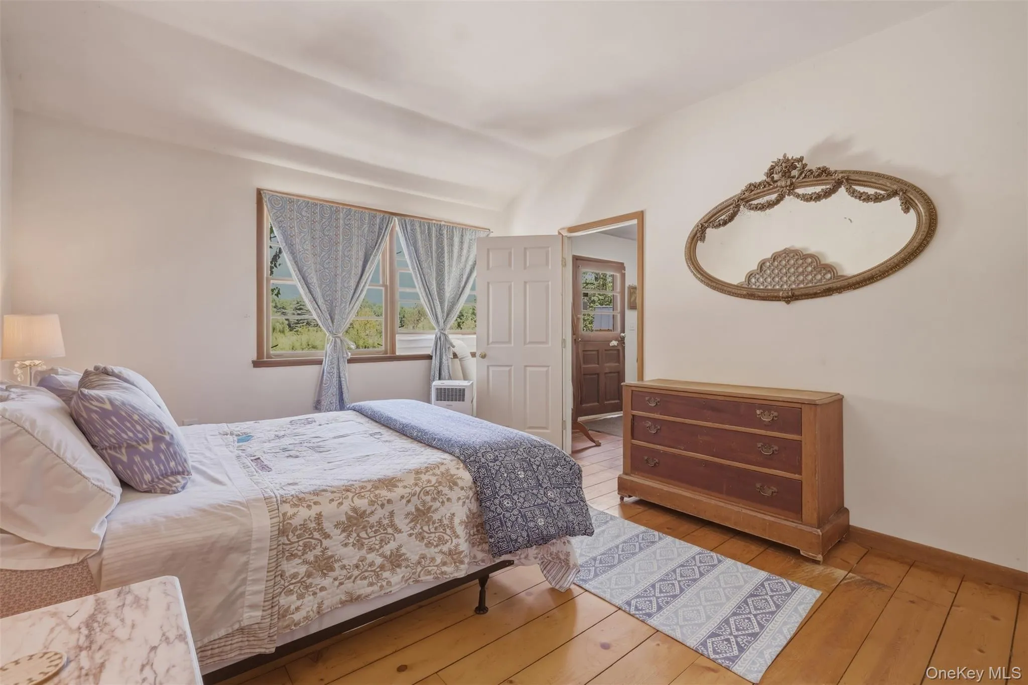 5 - 7 Downer Lane, Woodstock, NY, 5 Bedrooms Bedrooms, 10 Rooms Rooms,5 BathroomsBathrooms,Residential,For Rent,Downer,0,1006871 5 - 7 Downer Lane, Woodstock, NY, 5 Bedrooms Bedrooms, 10 Rooms Rooms,5 BathroomsBathrooms,Residential,For Rent,Downer,0,1006871