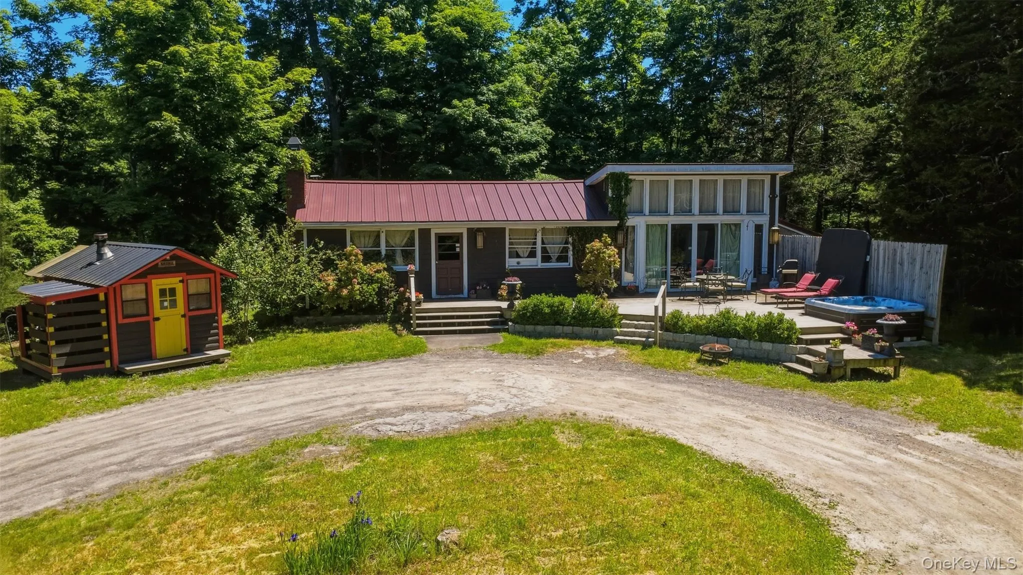 5 - 7 Downer Lane, Woodstock, NY, 5 Bedrooms Bedrooms, 10 Rooms Rooms,5 BathroomsBathrooms,Residential,For Rent,Downer,0,1006871 5 - 7 Downer Lane, Woodstock, NY, 5 Bedrooms Bedrooms, 10 Rooms Rooms,5 BathroomsBathrooms,Residential,For Rent,Downer,0,1006871