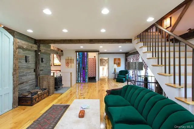 5 Downer Lane, Woodstock, NY, 4 Bedrooms Bedrooms, 10 Rooms Rooms,4 BathroomsBathrooms,Residential,For Rent,Downer,0,1006872 5 Downer Lane, Woodstock, NY, 4 Bedrooms Bedrooms, 10 Rooms Rooms,4 BathroomsBathrooms,Residential,For Rent,Downer,0,1006872