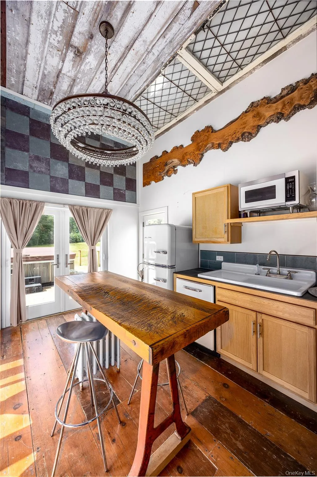 5 Downer Lane, Woodstock, NY, 4 Bedrooms Bedrooms, 10 Rooms Rooms,4 BathroomsBathrooms,Residential,For Rent,Downer,0,1006872 5 Downer Lane, Woodstock, NY, 4 Bedrooms Bedrooms, 10 Rooms Rooms,4 BathroomsBathrooms,Residential,For Rent,Downer,0,1006872