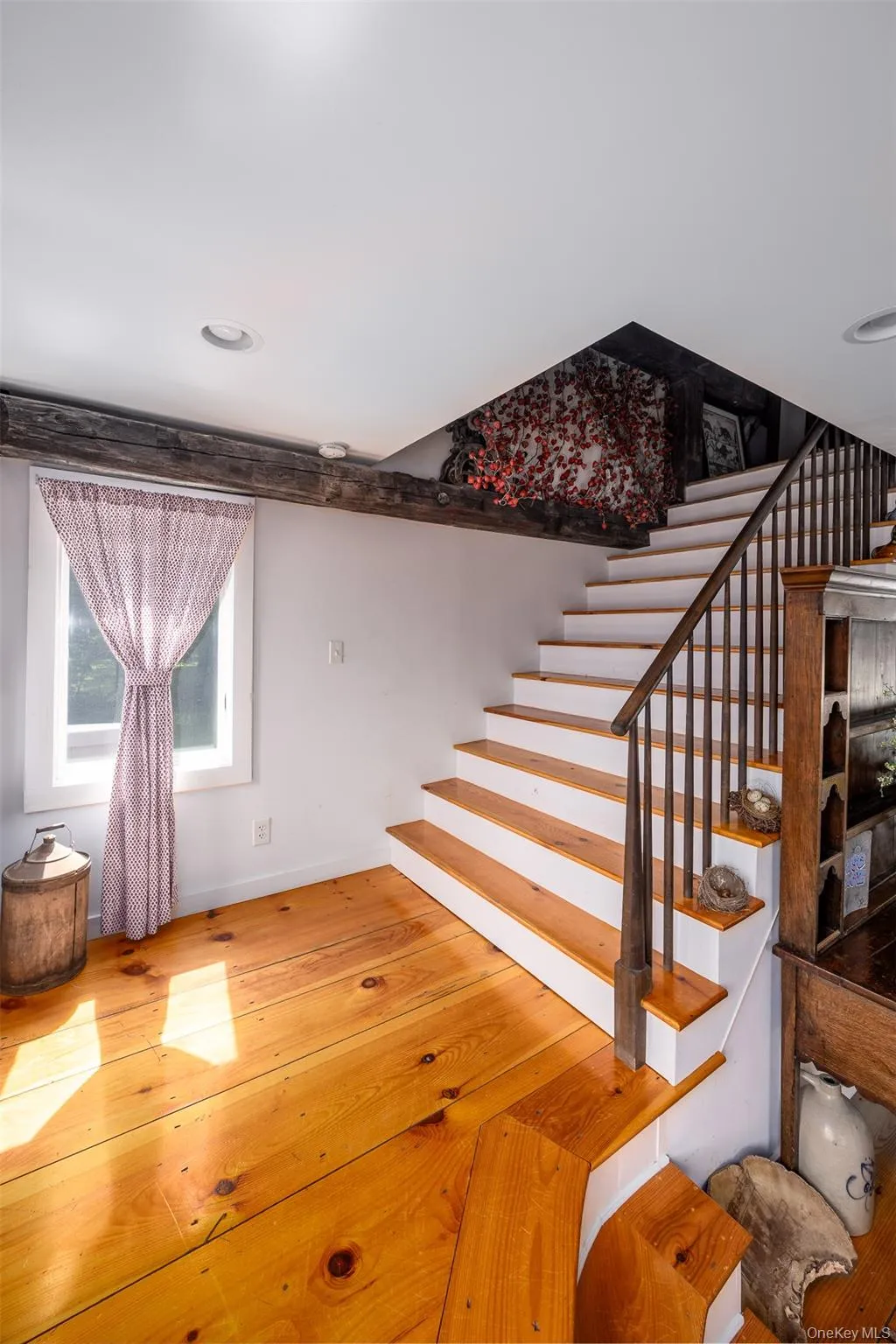 5 Downer Lane, Woodstock, NY, 4 Bedrooms Bedrooms, 10 Rooms Rooms,4 BathroomsBathrooms,Residential,For Rent,Downer,0,1006872 5 Downer Lane, Woodstock, NY, 4 Bedrooms Bedrooms, 10 Rooms Rooms,4 BathroomsBathrooms,Residential,For Rent,Downer,0,1006872
