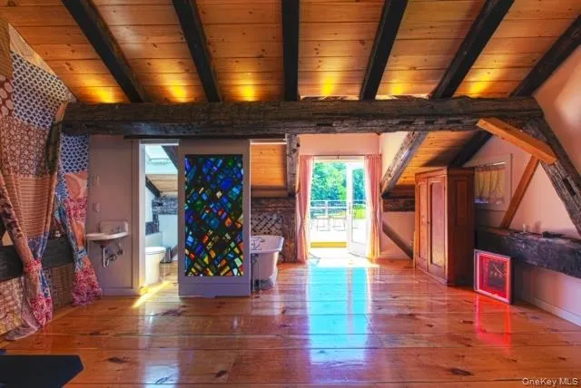 5 Downer Lane, Woodstock, NY, 4 Bedrooms Bedrooms, 10 Rooms Rooms,4 BathroomsBathrooms,Residential,For Rent,Downer,0,1006872 5 Downer Lane, Woodstock, NY, 4 Bedrooms Bedrooms, 10 Rooms Rooms,4 BathroomsBathrooms,Residential,For Rent,Downer,0,1006872