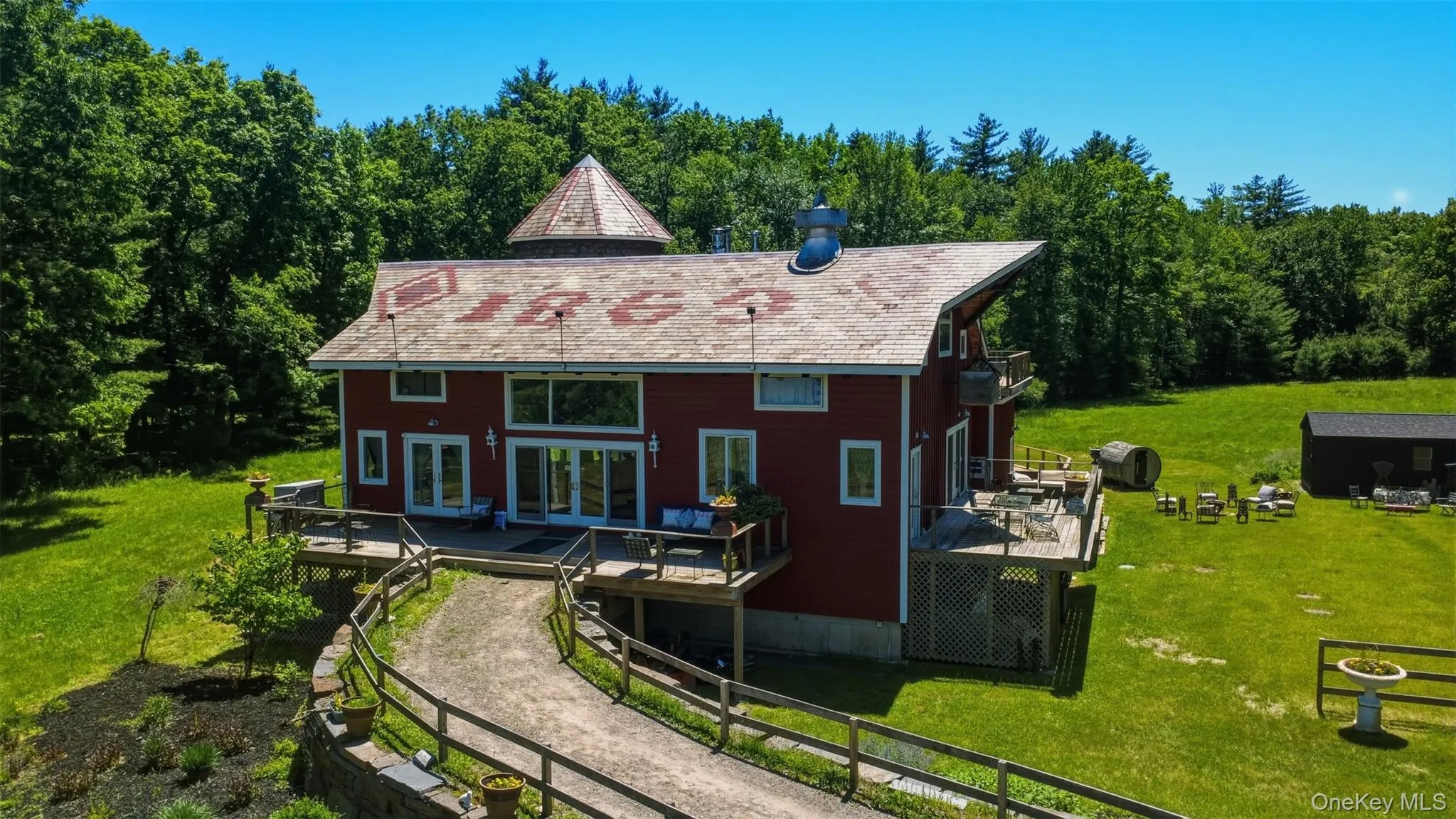 5 Downer Lane, Woodstock, NY, 4 Bedrooms Bedrooms, 10 Rooms Rooms,4 BathroomsBathrooms,Residential,For Rent,Downer,0,1006872 5 Downer Lane, Woodstock, NY, 4 Bedrooms Bedrooms, 10 Rooms Rooms,4 BathroomsBathrooms,Residential,For Rent,Downer,0,1006872
