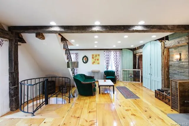 5 Downer Lane, Woodstock, NY, 4 Bedrooms Bedrooms, 10 Rooms Rooms,4 BathroomsBathrooms,Residential,For Rent,Downer,0,1006872 5 Downer Lane, Woodstock, NY, 4 Bedrooms Bedrooms, 10 Rooms Rooms,4 BathroomsBathrooms,Residential,For Rent,Downer,0,1006872