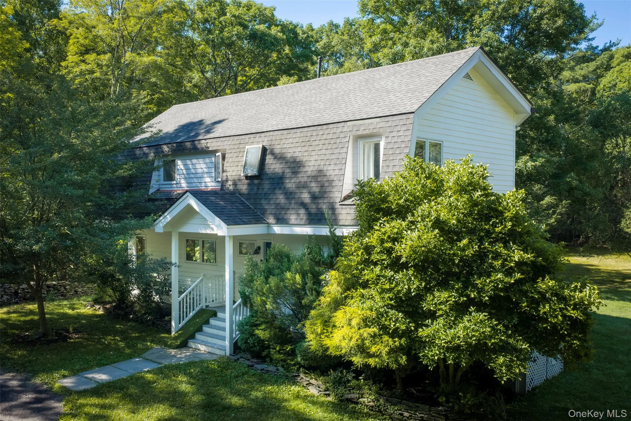 19 Blues Quarry, Woodstock, NY, 4 Bedrooms Bedrooms, 8 Rooms Rooms,3 BathroomsBathrooms,Residential,For Rent,Blues Quarry,0,1006874 19 Blues Quarry, Woodstock, NY, 4 Bedrooms Bedrooms, 8 Rooms Rooms,3 BathroomsBathrooms,Residential,For Rent,Blues Quarry,0,1006874