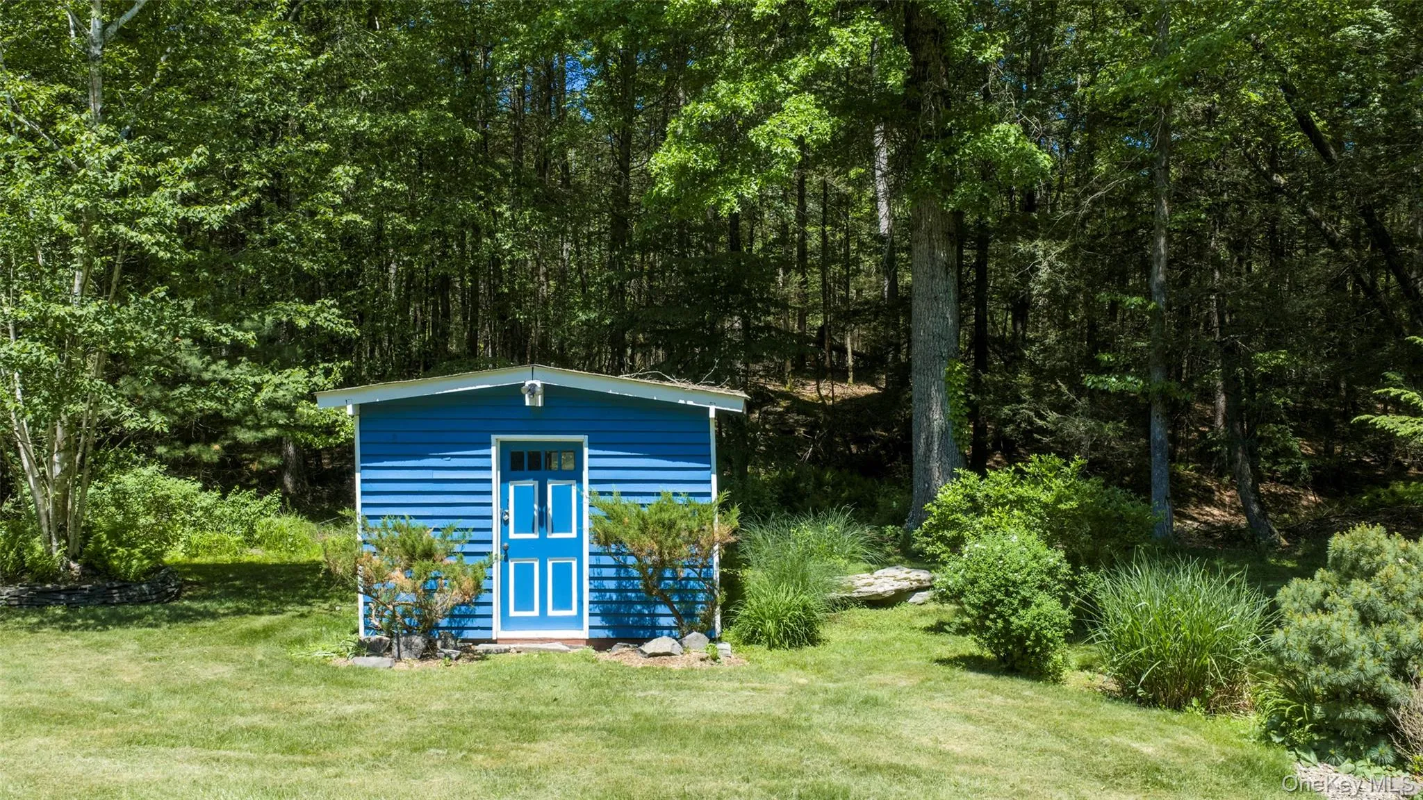 19 Blues Quarry, Woodstock, NY, 4 Bedrooms Bedrooms, 8 Rooms Rooms,3 BathroomsBathrooms,Residential,For Rent,Blues Quarry,0,1006874 19 Blues Quarry, Woodstock, NY, 4 Bedrooms Bedrooms, 8 Rooms Rooms,3 BathroomsBathrooms,Residential,For Rent,Blues Quarry,0,1006874