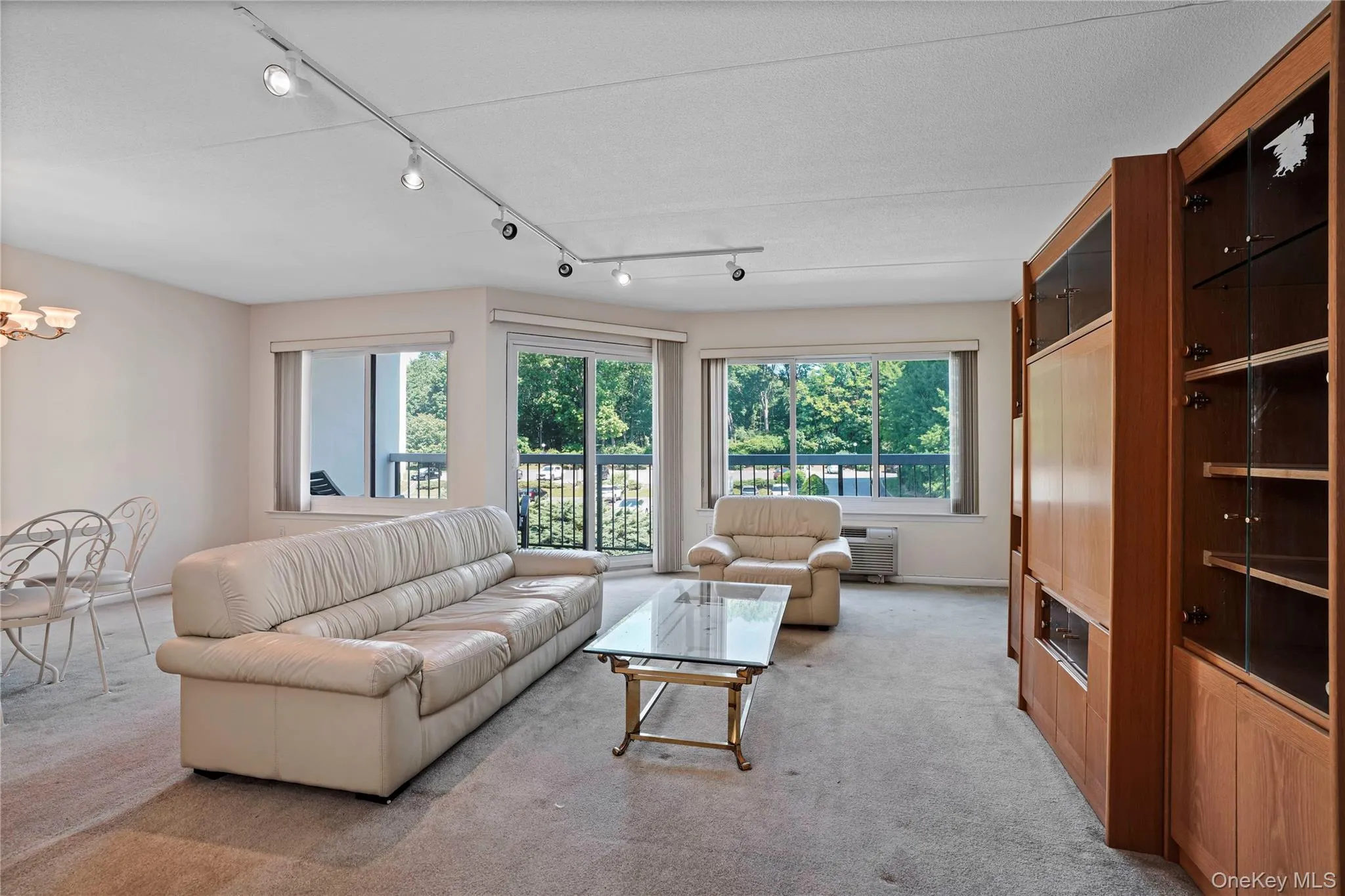 200 High Point Drive, Greenburgh, NY, 1 Bedroom Bedrooms, 4 Rooms Rooms,1 BathroomBathrooms,Residential Lease,For Rent,High Point,0,1006878 200 High Point Drive, Greenburgh, NY, 1 Bedroom Bedrooms, 4 Rooms Rooms,1 BathroomBathrooms,Residential Lease,For Rent,High Point,0,1006878