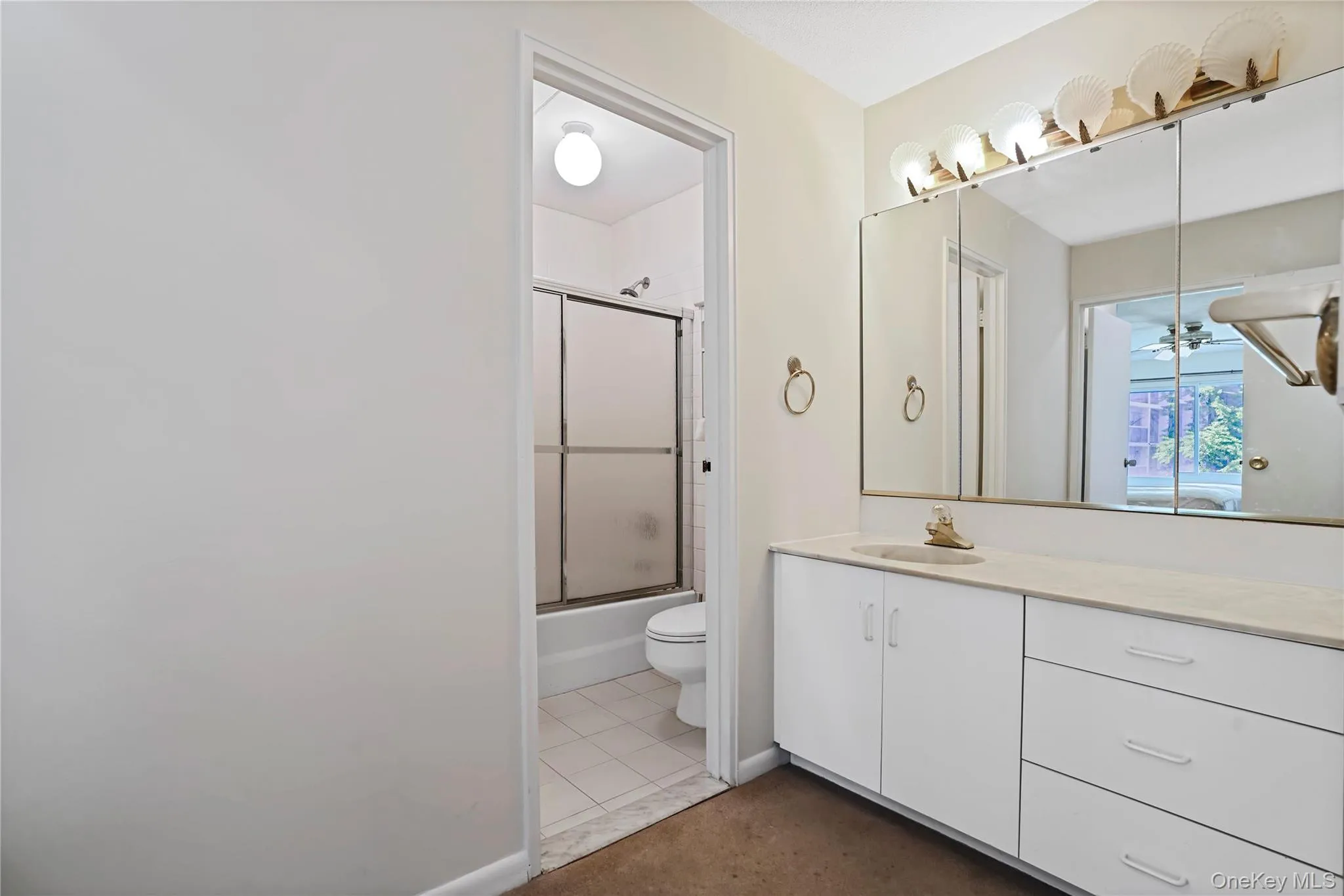 200 High Point Drive, Greenburgh, NY, 1 Bedroom Bedrooms, 4 Rooms Rooms,1 BathroomBathrooms,Residential Lease,For Rent,High Point,0,1006878 200 High Point Drive, Greenburgh, NY, 1 Bedroom Bedrooms, 4 Rooms Rooms,1 BathroomBathrooms,Residential Lease,For Rent,High Point,0,1006878