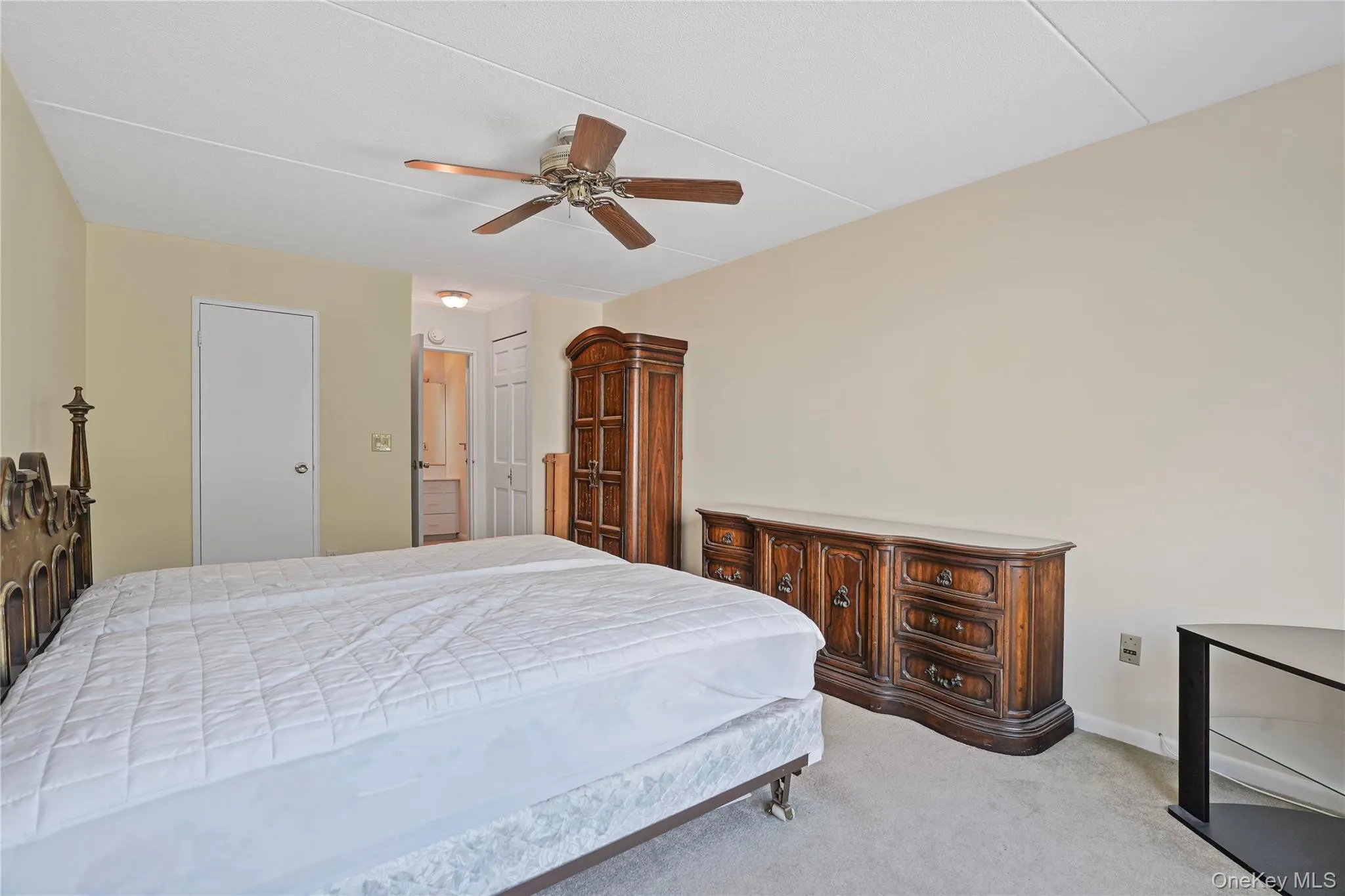 200 High Point Drive, Greenburgh, NY, 1 Bedroom Bedrooms, 4 Rooms Rooms,1 BathroomBathrooms,Residential Lease,For Rent,High Point,0,1006878 200 High Point Drive, Greenburgh, NY, 1 Bedroom Bedrooms, 4 Rooms Rooms,1 BathroomBathrooms,Residential Lease,For Rent,High Point,0,1006878