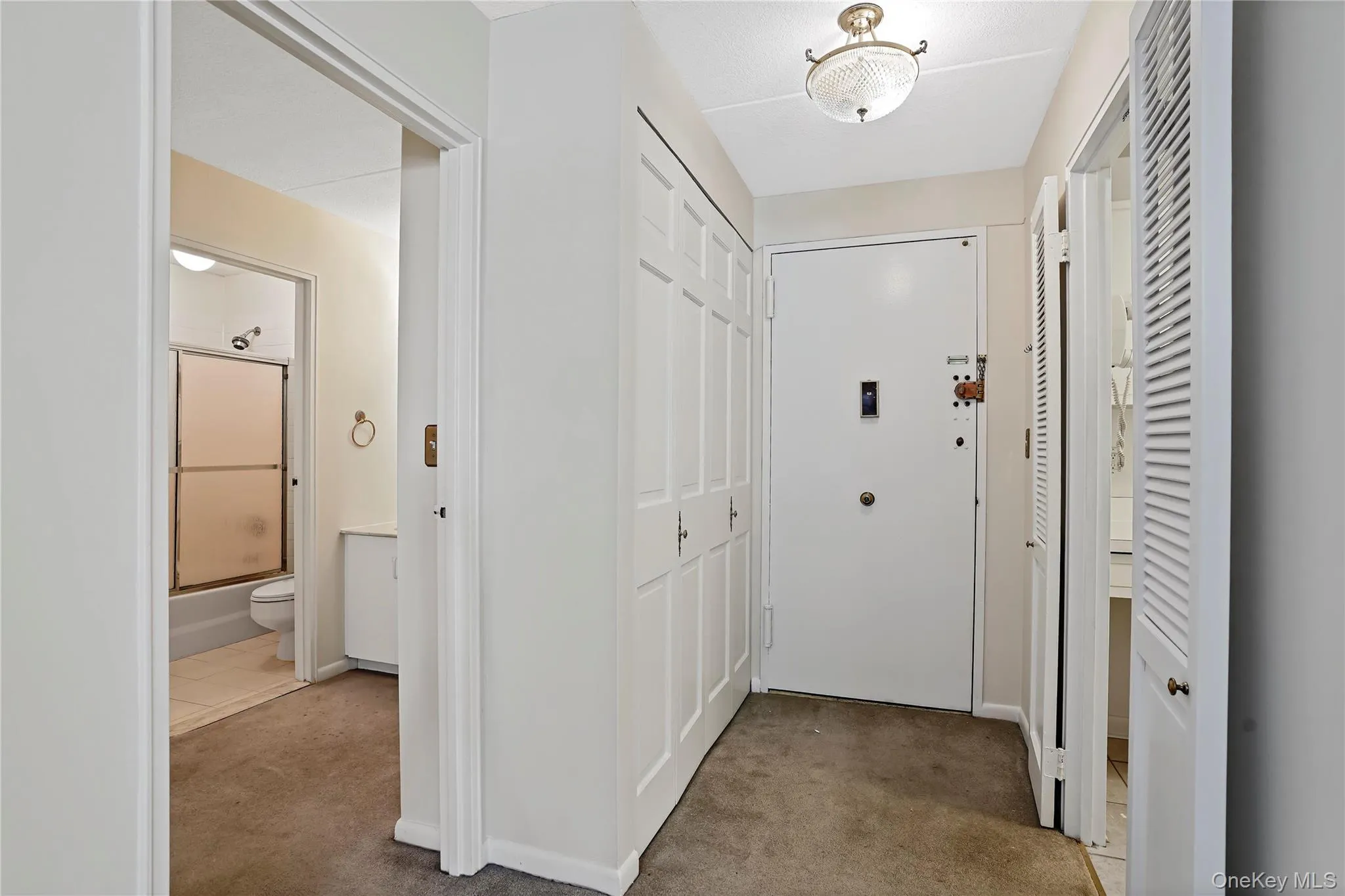 200 High Point Drive, Greenburgh, NY, 1 Bedroom Bedrooms, 4 Rooms Rooms,1 BathroomBathrooms,Residential Lease,For Rent,High Point,0,1006878 200 High Point Drive, Greenburgh, NY, 1 Bedroom Bedrooms, 4 Rooms Rooms,1 BathroomBathrooms,Residential Lease,For Rent,High Point,0,1006878