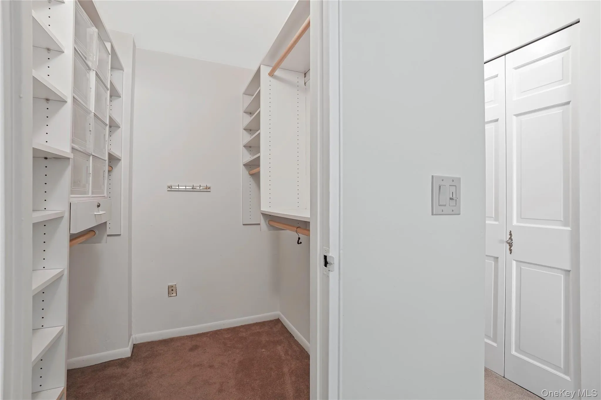 200 High Point Drive, Greenburgh, NY, 1 Bedroom Bedrooms, 4 Rooms Rooms,1 BathroomBathrooms,Residential Lease,For Rent,High Point,0,1006878 200 High Point Drive, Greenburgh, NY, 1 Bedroom Bedrooms, 4 Rooms Rooms,1 BathroomBathrooms,Residential Lease,For Rent,High Point,0,1006878