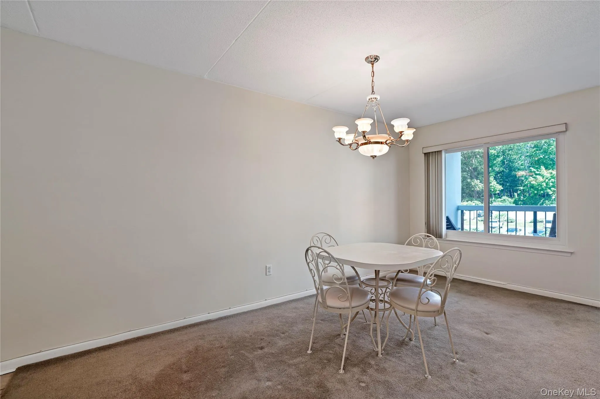 200 High Point Drive, Greenburgh, NY, 1 Bedroom Bedrooms, 4 Rooms Rooms,1 BathroomBathrooms,Residential Lease,For Rent,High Point,0,1006878 200 High Point Drive, Greenburgh, NY, 1 Bedroom Bedrooms, 4 Rooms Rooms,1 BathroomBathrooms,Residential Lease,For Rent,High Point,0,1006878