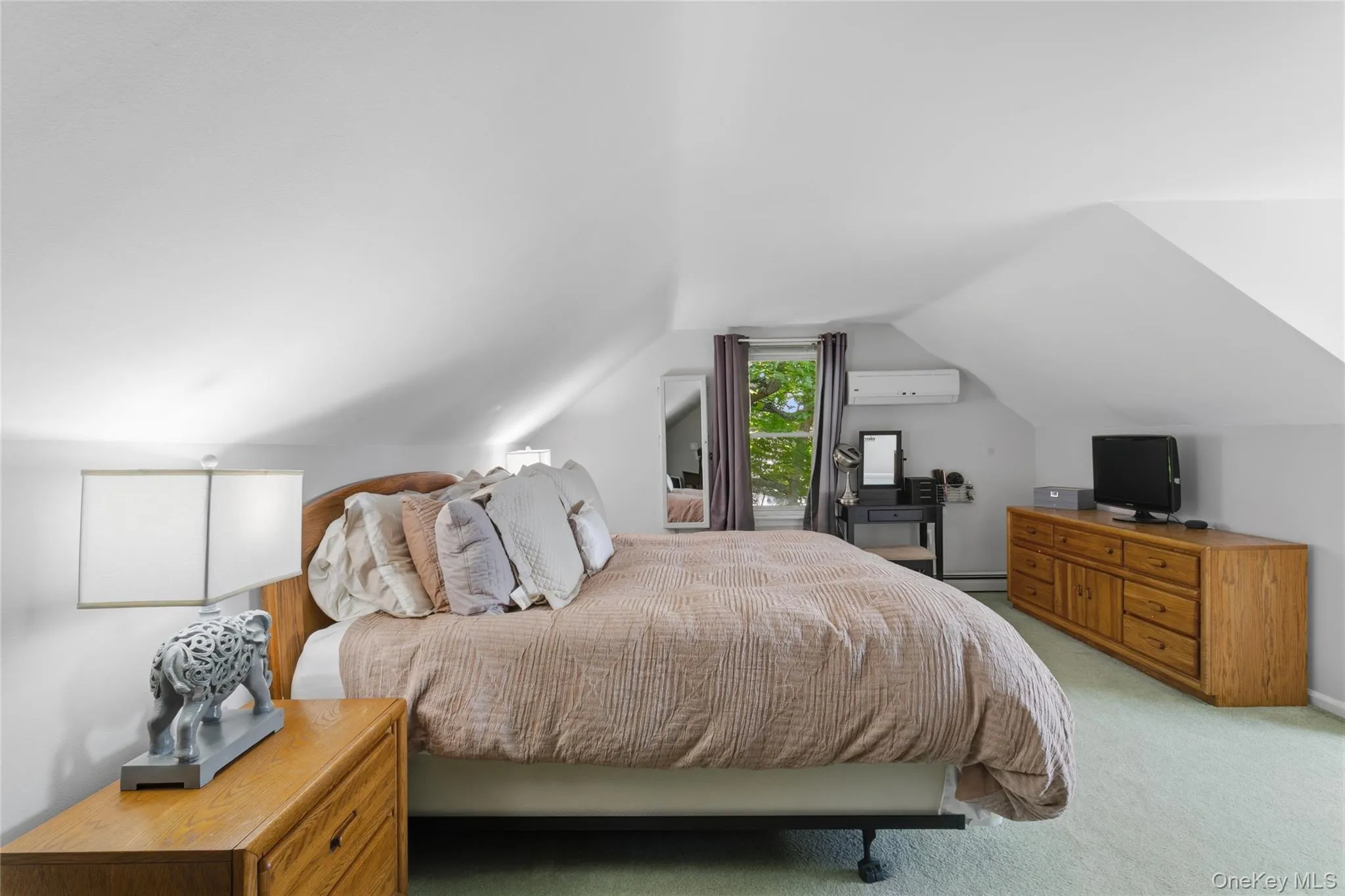 Large Primary Bedroom with two Closets Large Primary Bedroom with two Closets