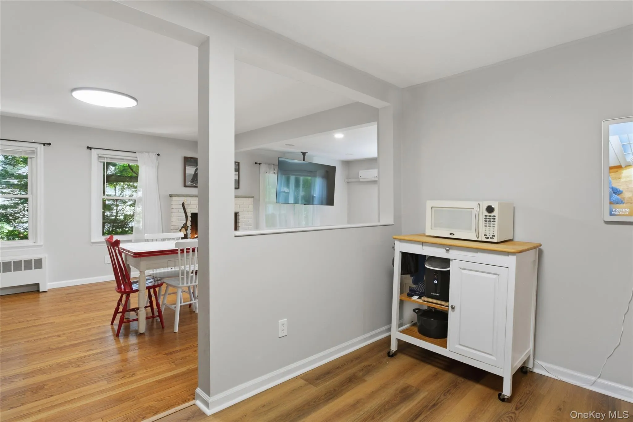 Open Kitchen- ideal for both Everyday Living and entertaining Open Kitchen- ideal for both Everyday Living and entertaining