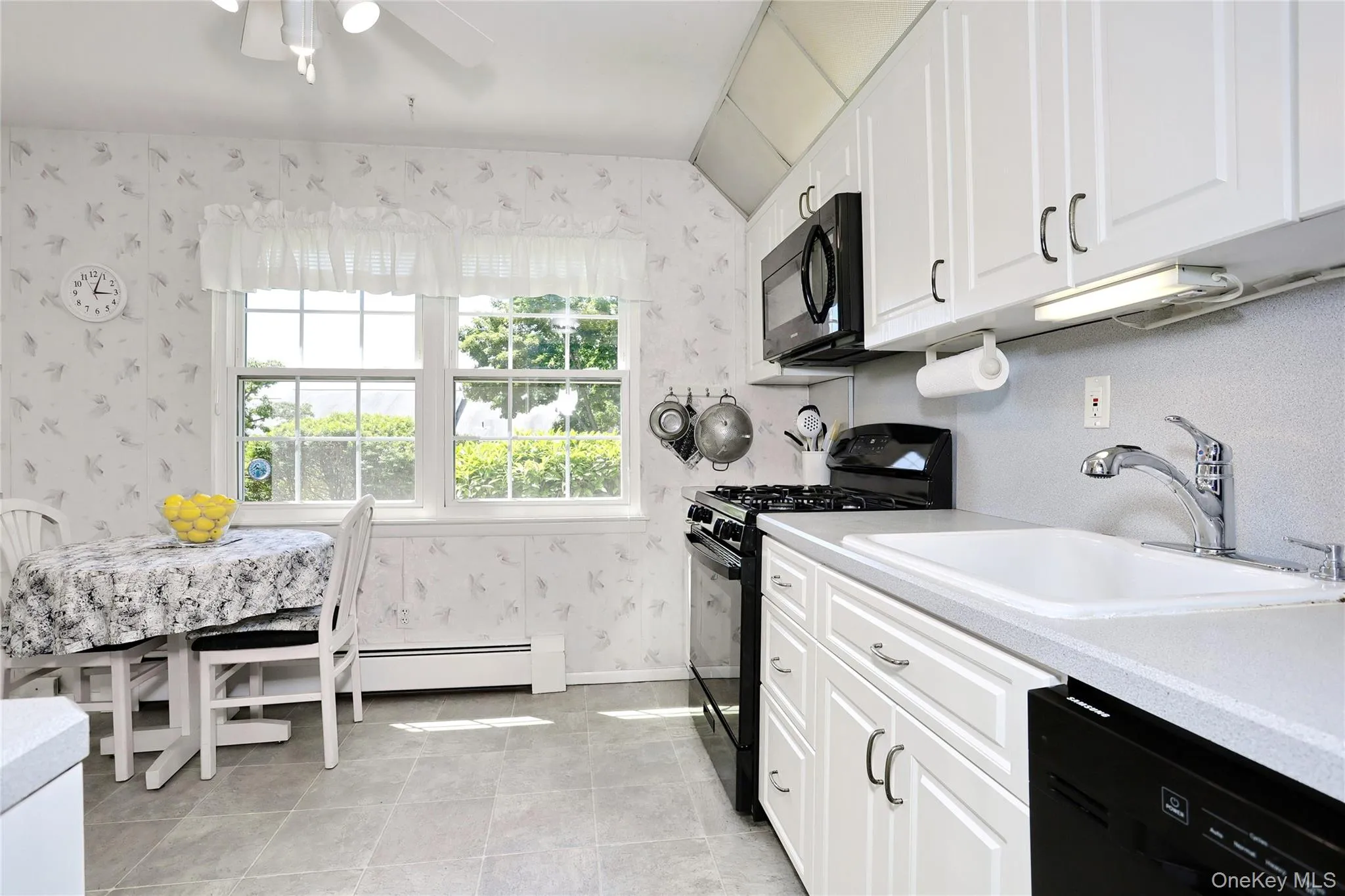 287 Parkside Drive, Ramapo, NY, 3 Bedrooms Bedrooms, 10 Rooms Rooms,2 BathroomsBathrooms,Residential,For Rent,Parkside,0,KEY1006881 287 Parkside Drive, Ramapo, NY, 3 Bedrooms Bedrooms, 10 Rooms Rooms,2 BathroomsBathrooms,Residential,For Rent,Parkside,0,KEY1006881