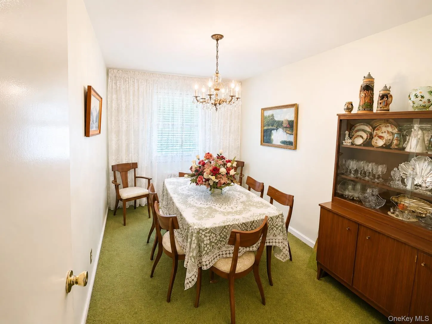 7315 Cook Avenue, New York, NY, 2 Bedrooms Bedrooms, 7 Rooms Rooms,1 BathroomBathrooms,Residential,For Rent,Cook,0,1006888 7315 Cook Avenue, New York, NY, 2 Bedrooms Bedrooms, 7 Rooms Rooms,1 BathroomBathrooms,Residential,For Rent,Cook,0,1006888