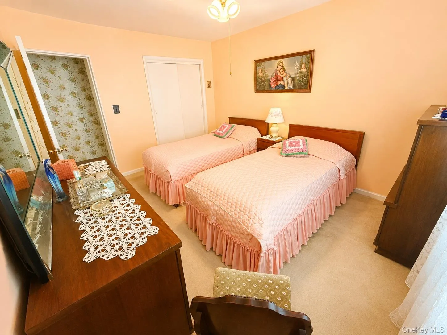 7315 Cook Avenue, New York, NY, 2 Bedrooms Bedrooms, 7 Rooms Rooms,1 BathroomBathrooms,Residential,For Rent,Cook,0,1006888 7315 Cook Avenue, New York, NY, 2 Bedrooms Bedrooms, 7 Rooms Rooms,1 BathroomBathrooms,Residential,For Rent,Cook,0,1006888