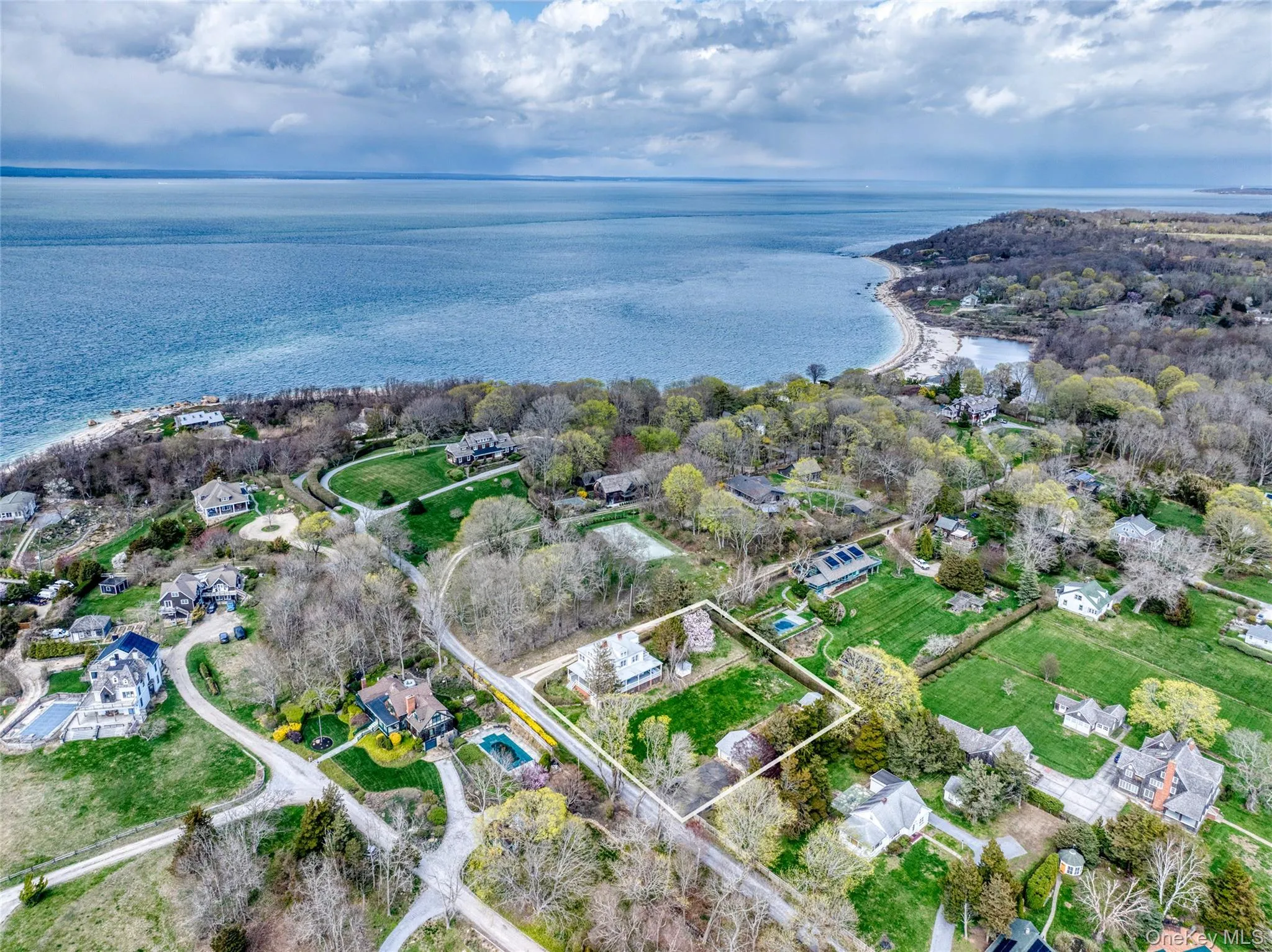 100 Maple Lane, Southold, NY, 6 Bedrooms Bedrooms, 10 Rooms Rooms,2 BathroomsBathrooms,Residential Lease,For Rent,Maple,0,1006889 100 Maple Lane, Southold, NY, 6 Bedrooms Bedrooms, 10 Rooms Rooms,2 BathroomsBathrooms,Residential Lease,For Rent,Maple,0,1006889