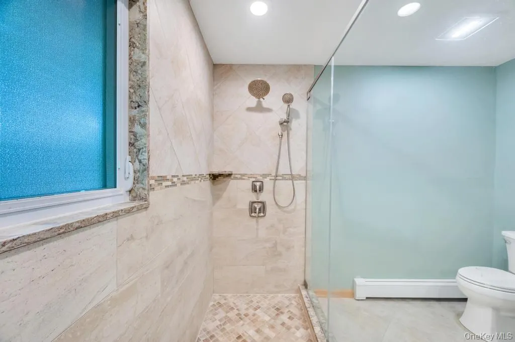 8 Camille Lane, Islip, NY, 3 Bedrooms Bedrooms, 7 Rooms Rooms,2 BathroomsBathrooms,Residential,For Rent,Camille,0,1006895 8 Camille Lane, Islip, NY, 3 Bedrooms Bedrooms, 7 Rooms Rooms,2 BathroomsBathrooms,Residential,For Rent,Camille,0,1006895