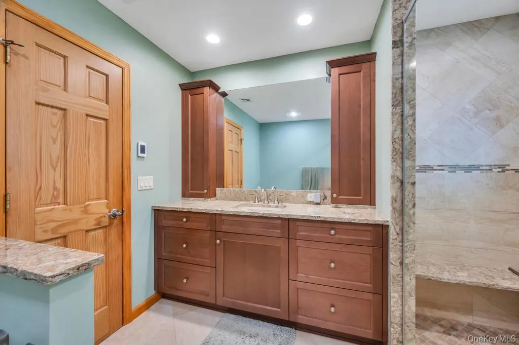 8 Camille Lane, Islip, NY, 3 Bedrooms Bedrooms, 7 Rooms Rooms,2 BathroomsBathrooms,Residential,For Rent,Camille,0,1006895 8 Camille Lane, Islip, NY, 3 Bedrooms Bedrooms, 7 Rooms Rooms,2 BathroomsBathrooms,Residential,For Rent,Camille,0,1006895