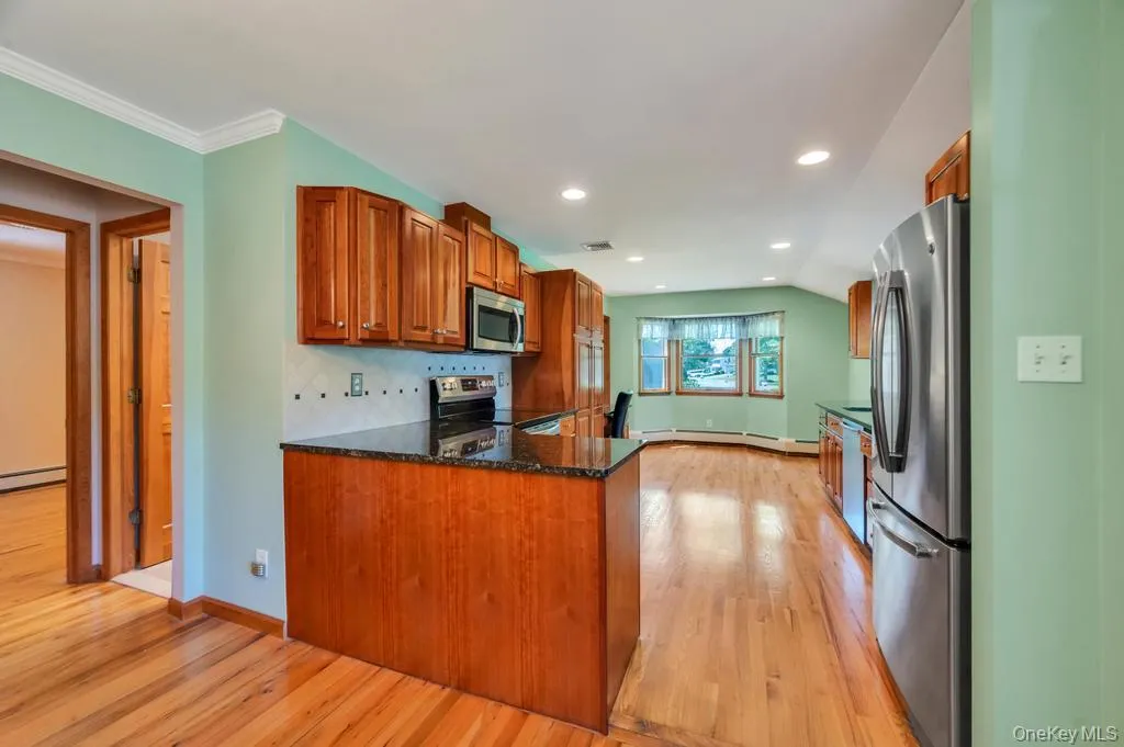 8 Camille Lane, Islip, NY, 3 Bedrooms Bedrooms, 7 Rooms Rooms,2 BathroomsBathrooms,Residential,For Rent,Camille,0,1006895 8 Camille Lane, Islip, NY, 3 Bedrooms Bedrooms, 7 Rooms Rooms,2 BathroomsBathrooms,Residential,For Rent,Camille,0,1006895