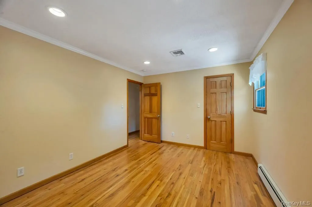 8 Camille Lane, Islip, NY, 3 Bedrooms Bedrooms, 7 Rooms Rooms,2 BathroomsBathrooms,Residential,For Rent,Camille,0,1006895 8 Camille Lane, Islip, NY, 3 Bedrooms Bedrooms, 7 Rooms Rooms,2 BathroomsBathrooms,Residential,For Rent,Camille,0,1006895