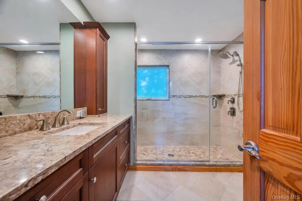 8 Camille Lane, Islip, NY, 3 Bedrooms Bedrooms, 7 Rooms Rooms,2 BathroomsBathrooms,Residential,For Rent,Camille,0,1006895 8 Camille Lane, Islip, NY, 3 Bedrooms Bedrooms, 7 Rooms Rooms,2 BathroomsBathrooms,Residential,For Rent,Camille,0,1006895