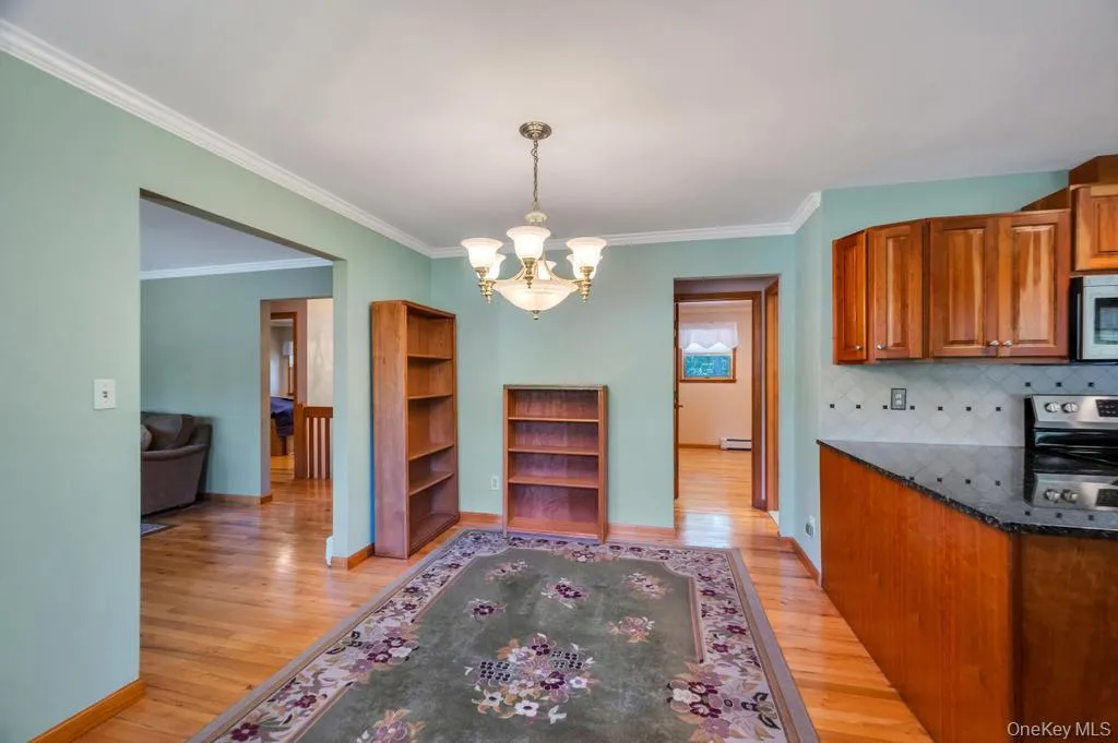 8 Camille Lane, Islip, NY, 3 Bedrooms Bedrooms, 7 Rooms Rooms,2 BathroomsBathrooms,Residential,For Rent,Camille,0,1006895 8 Camille Lane, Islip, NY, 3 Bedrooms Bedrooms, 7 Rooms Rooms,2 BathroomsBathrooms,Residential,For Rent,Camille,0,1006895
