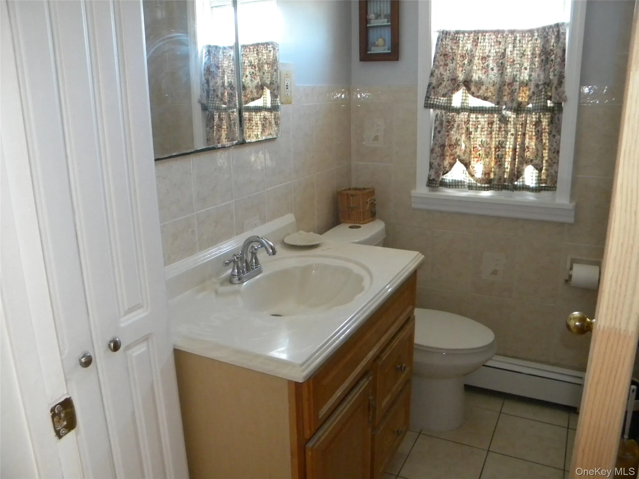 24126 86th Road, New York, NY, 3 Bedrooms Bedrooms, 7 Rooms Rooms,2 BathroomsBathrooms,Residential,For Rent,86th,0,1006898 24126 86th Road, New York, NY, 3 Bedrooms Bedrooms, 7 Rooms Rooms,2 BathroomsBathrooms,Residential,For Rent,86th,0,1006898