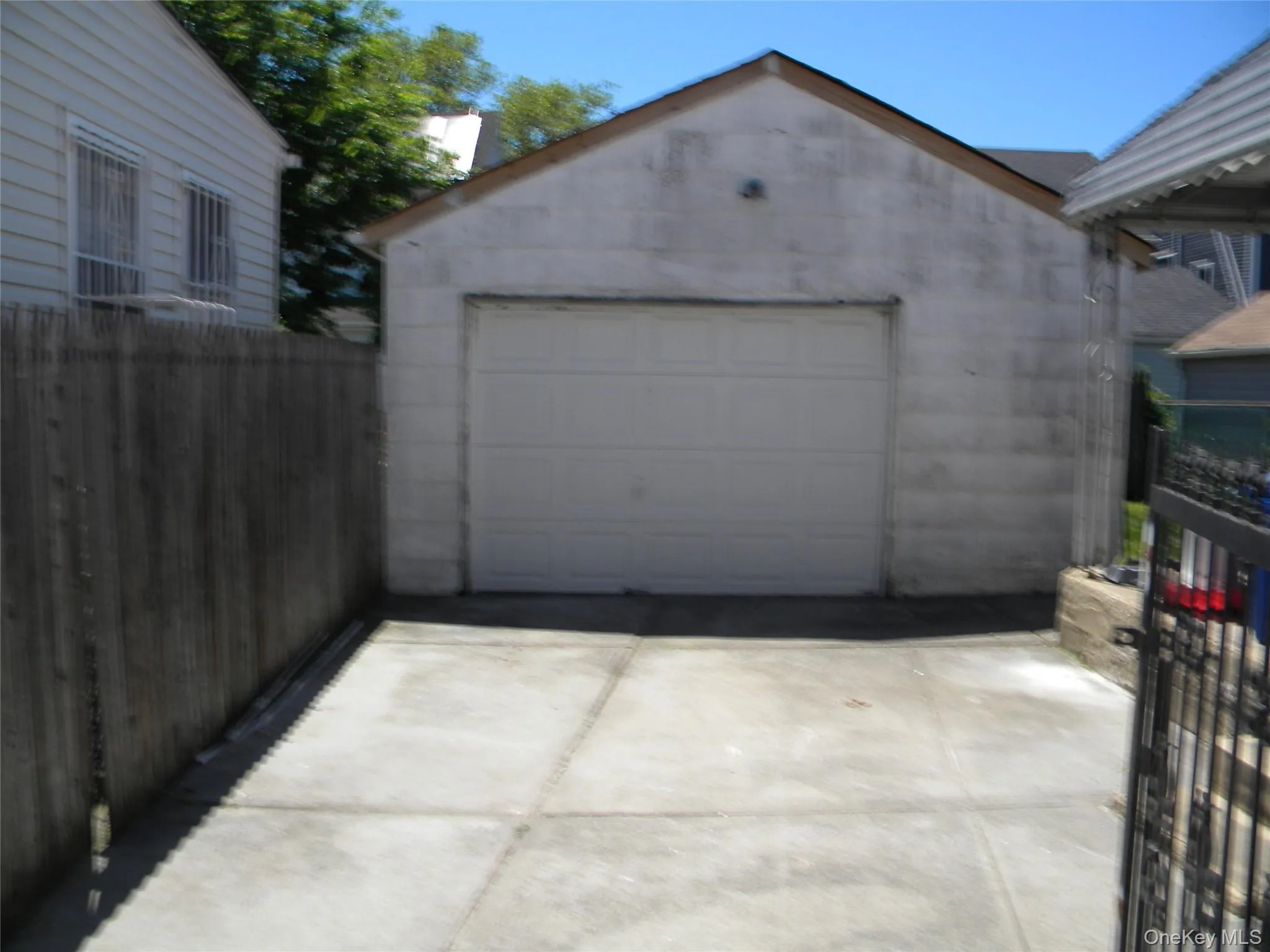 24126 86th Road, New York, NY, 3 Bedrooms Bedrooms, 7 Rooms Rooms,2 BathroomsBathrooms,Residential,For Rent,86th,0,1006898 24126 86th Road, New York, NY, 3 Bedrooms Bedrooms, 7 Rooms Rooms,2 BathroomsBathrooms,Residential,For Rent,86th,0,1006898