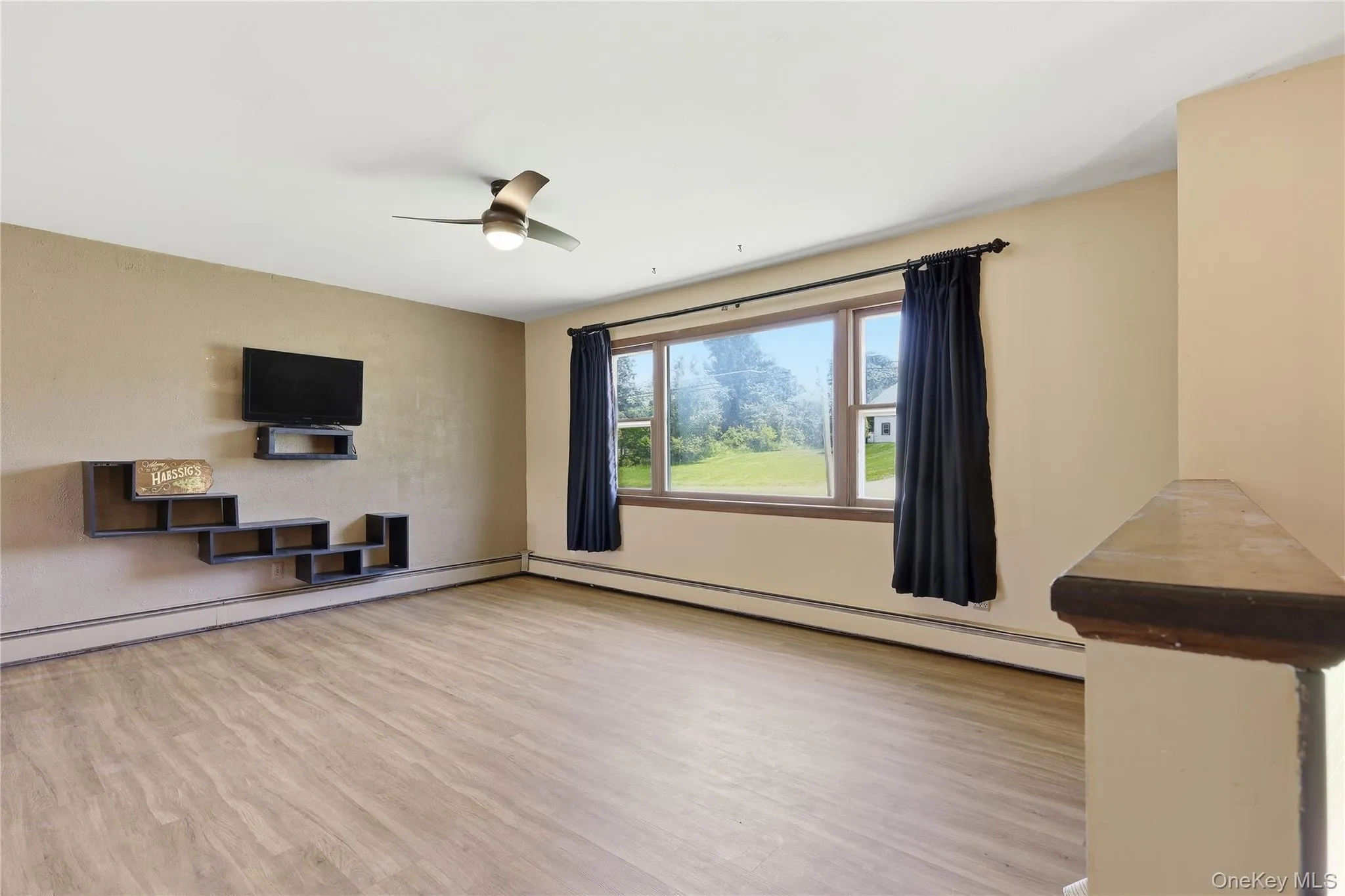 347 Plains Road, Shawangunk, NY, 3 Bedrooms Bedrooms, 7 Rooms Rooms,1 BathroomBathrooms,Residential,For Rent,Plains,0,1006902 347 Plains Road, Shawangunk, NY, 3 Bedrooms Bedrooms, 7 Rooms Rooms,1 BathroomBathrooms,Residential,For Rent,Plains,0,1006902