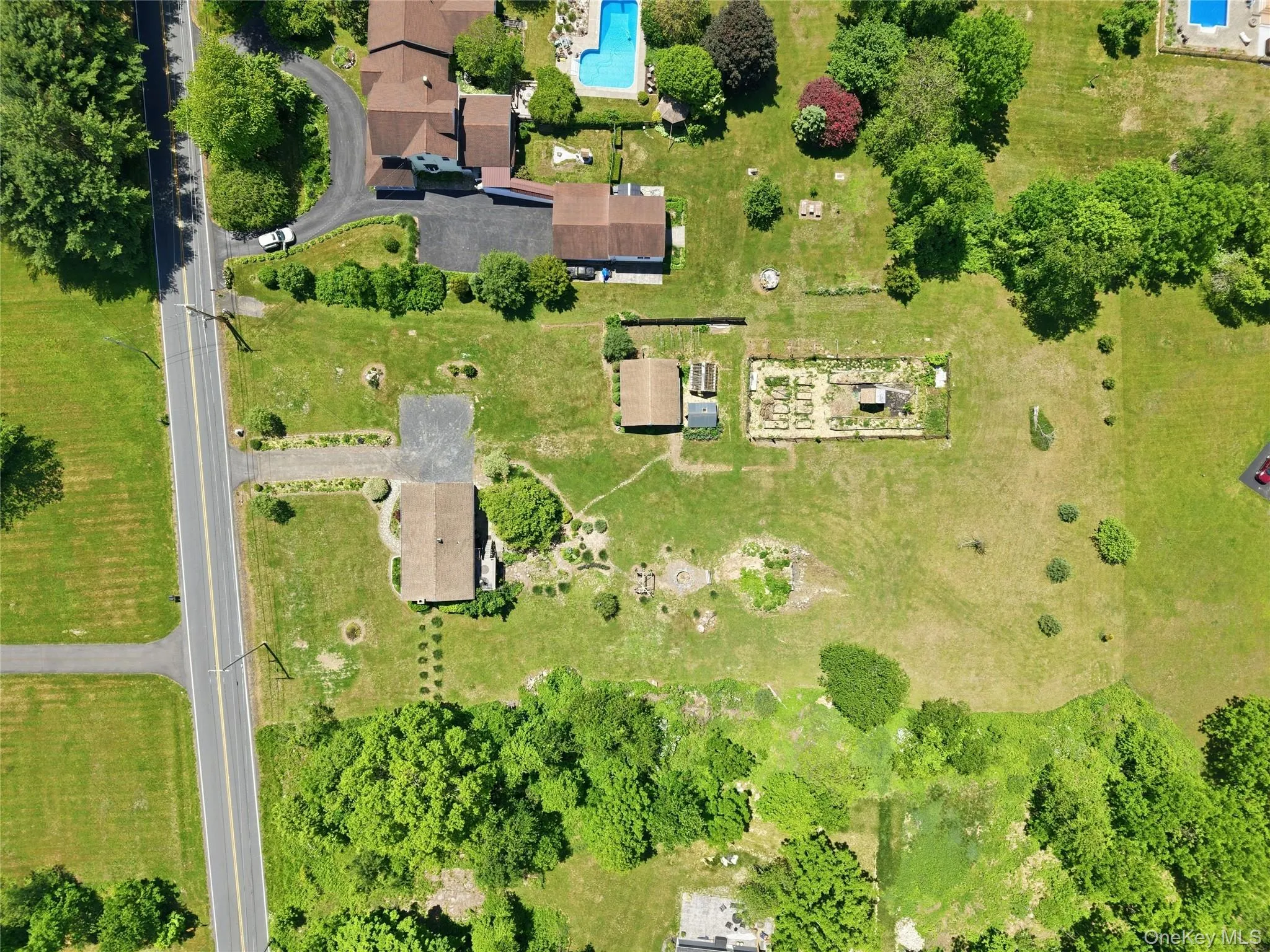 347 Plains Road, Shawangunk, NY, 3 Bedrooms Bedrooms, 7 Rooms Rooms,1 BathroomBathrooms,Residential,For Rent,Plains,0,1006902 347 Plains Road, Shawangunk, NY, 3 Bedrooms Bedrooms, 7 Rooms Rooms,1 BathroomBathrooms,Residential,For Rent,Plains,0,1006902