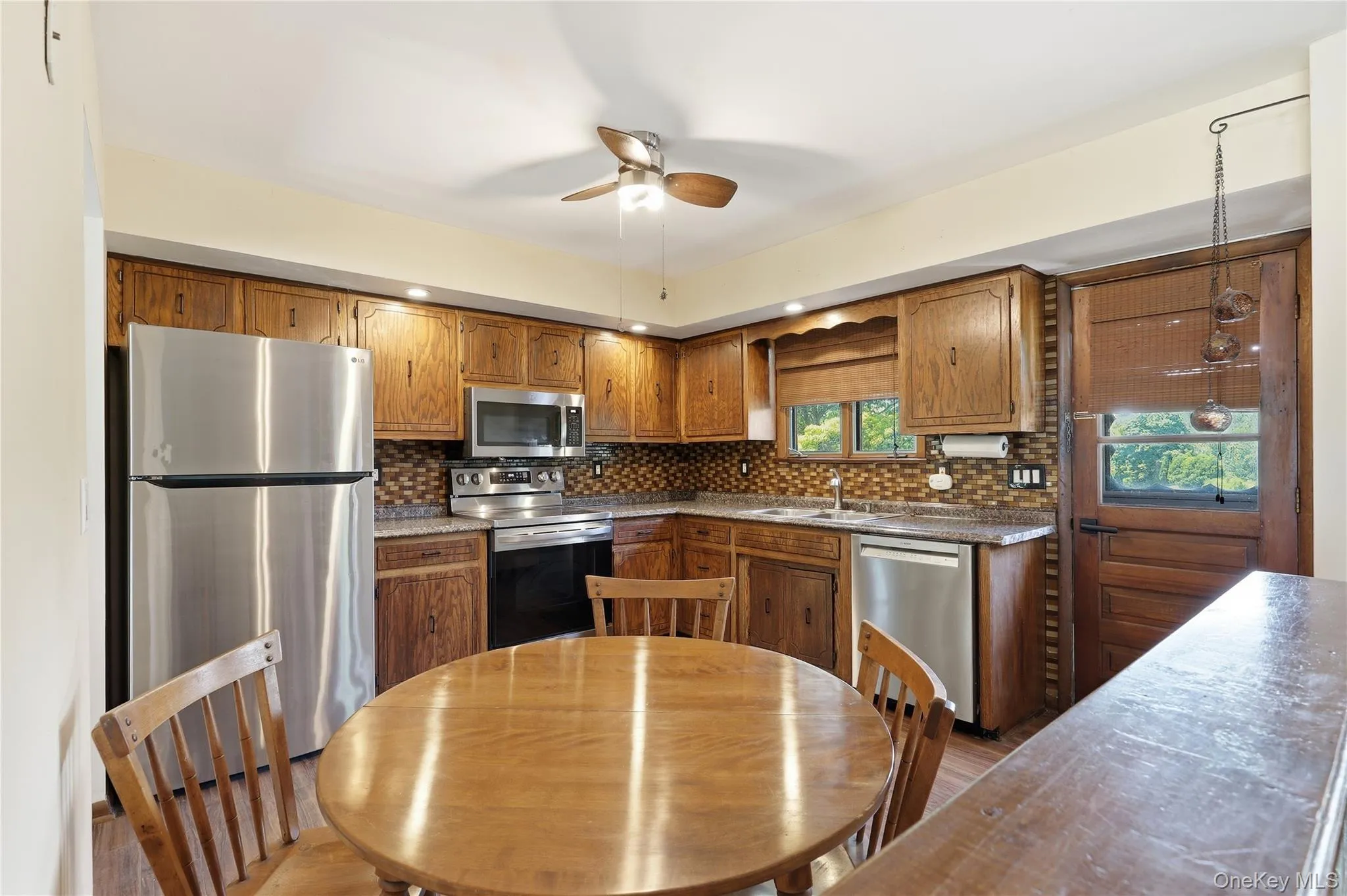 347 Plains Road, Shawangunk, NY, 3 Bedrooms Bedrooms, 7 Rooms Rooms,1 BathroomBathrooms,Residential,For Rent,Plains,0,1006902 347 Plains Road, Shawangunk, NY, 3 Bedrooms Bedrooms, 7 Rooms Rooms,1 BathroomBathrooms,Residential,For Rent,Plains,0,1006902