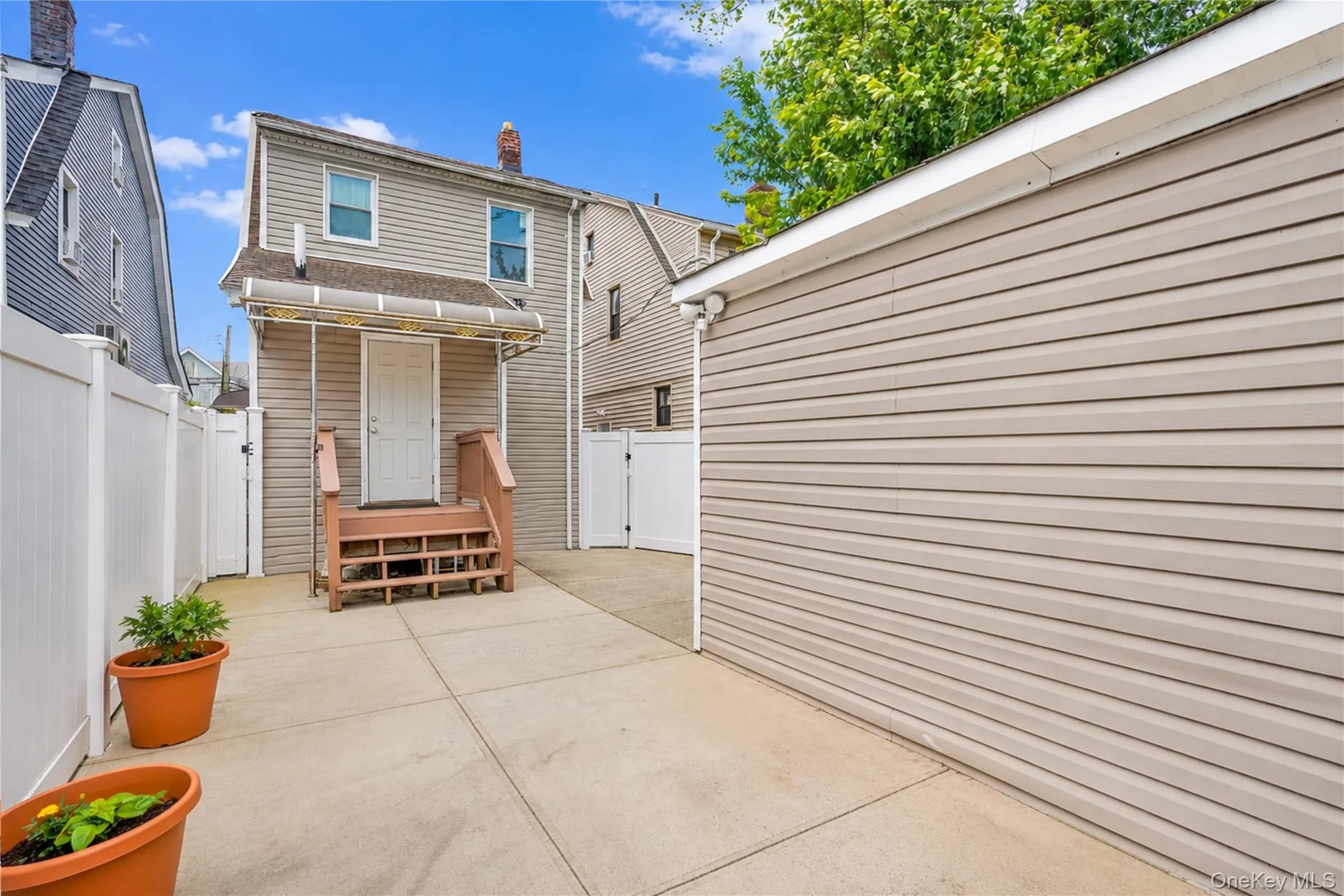 18853 120th Road, New York, NY, 4 Bedrooms Bedrooms, 6 Rooms Rooms,2 BathroomsBathrooms,Residential,For Rent,120th,0,1006914 18853 120th Road, New York, NY, 4 Bedrooms Bedrooms, 6 Rooms Rooms,2 BathroomsBathrooms,Residential,For Rent,120th,0,1006914