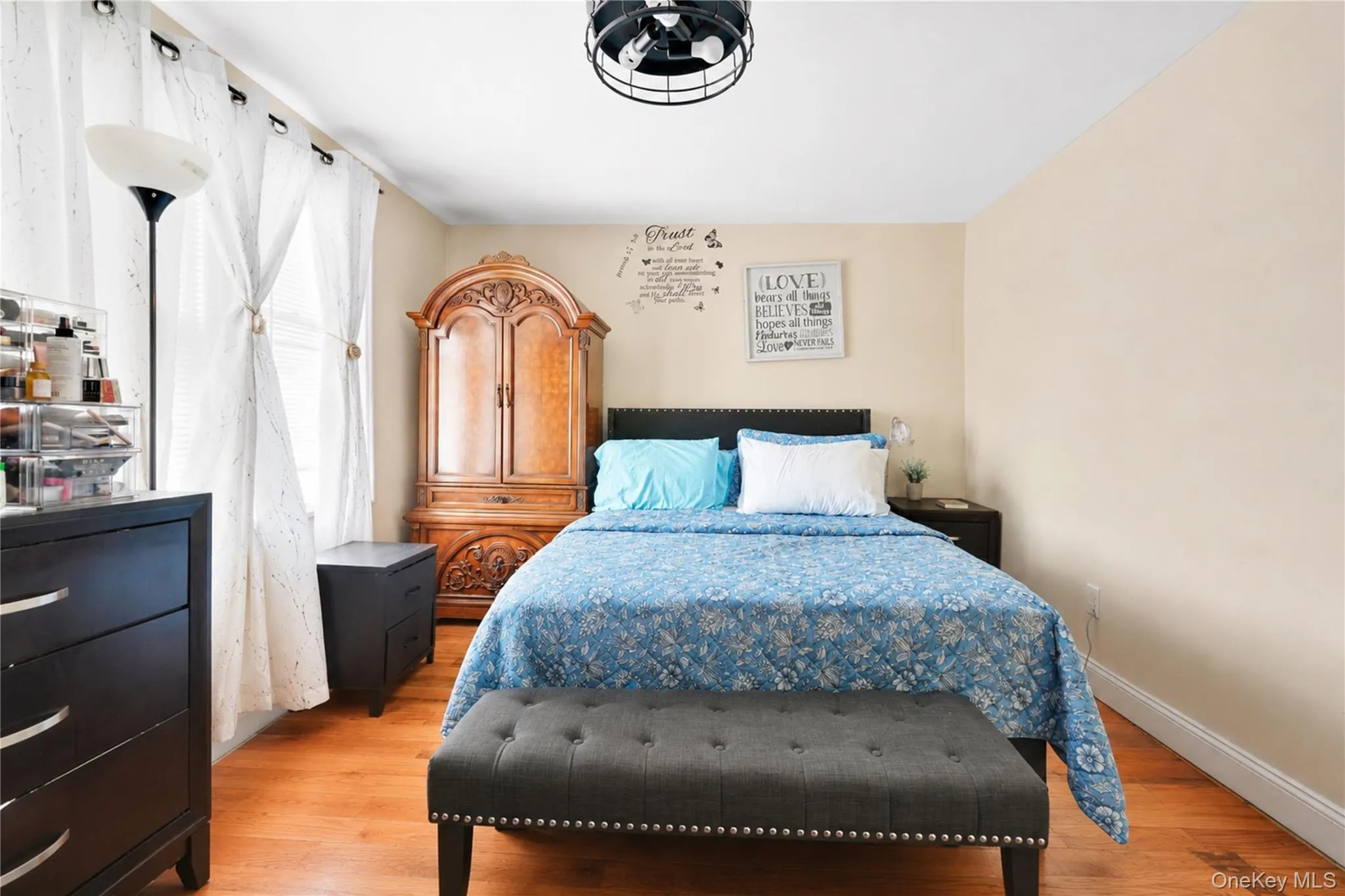 18853 120th Road, New York, NY, 4 Bedrooms Bedrooms, 6 Rooms Rooms,2 BathroomsBathrooms,Residential,For Rent,120th,0,1006914 18853 120th Road, New York, NY, 4 Bedrooms Bedrooms, 6 Rooms Rooms,2 BathroomsBathrooms,Residential,For Rent,120th,0,1006914